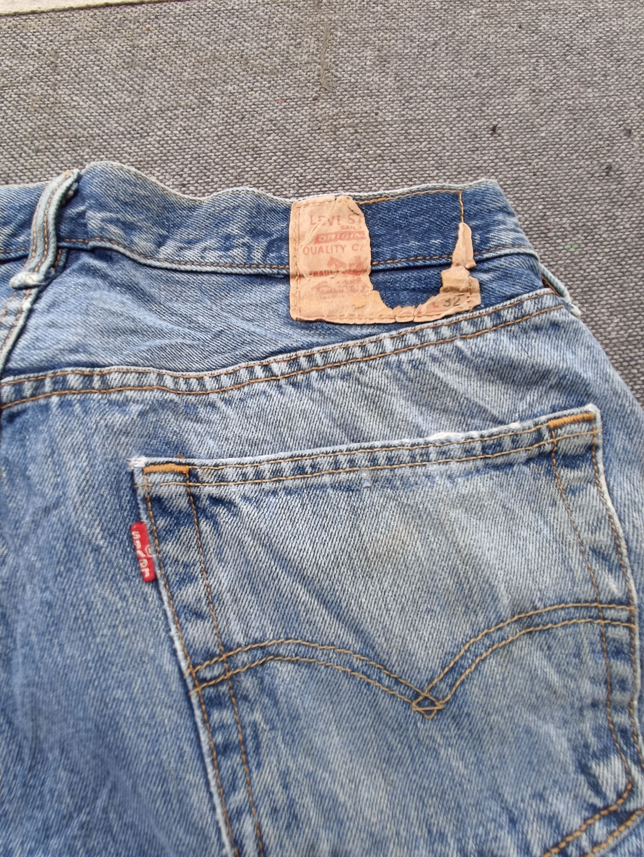 Jean × Levi's × Vintage Vintage Levis 501 Distressed Denim - J213 Size US 35 - 11 Thumbnail