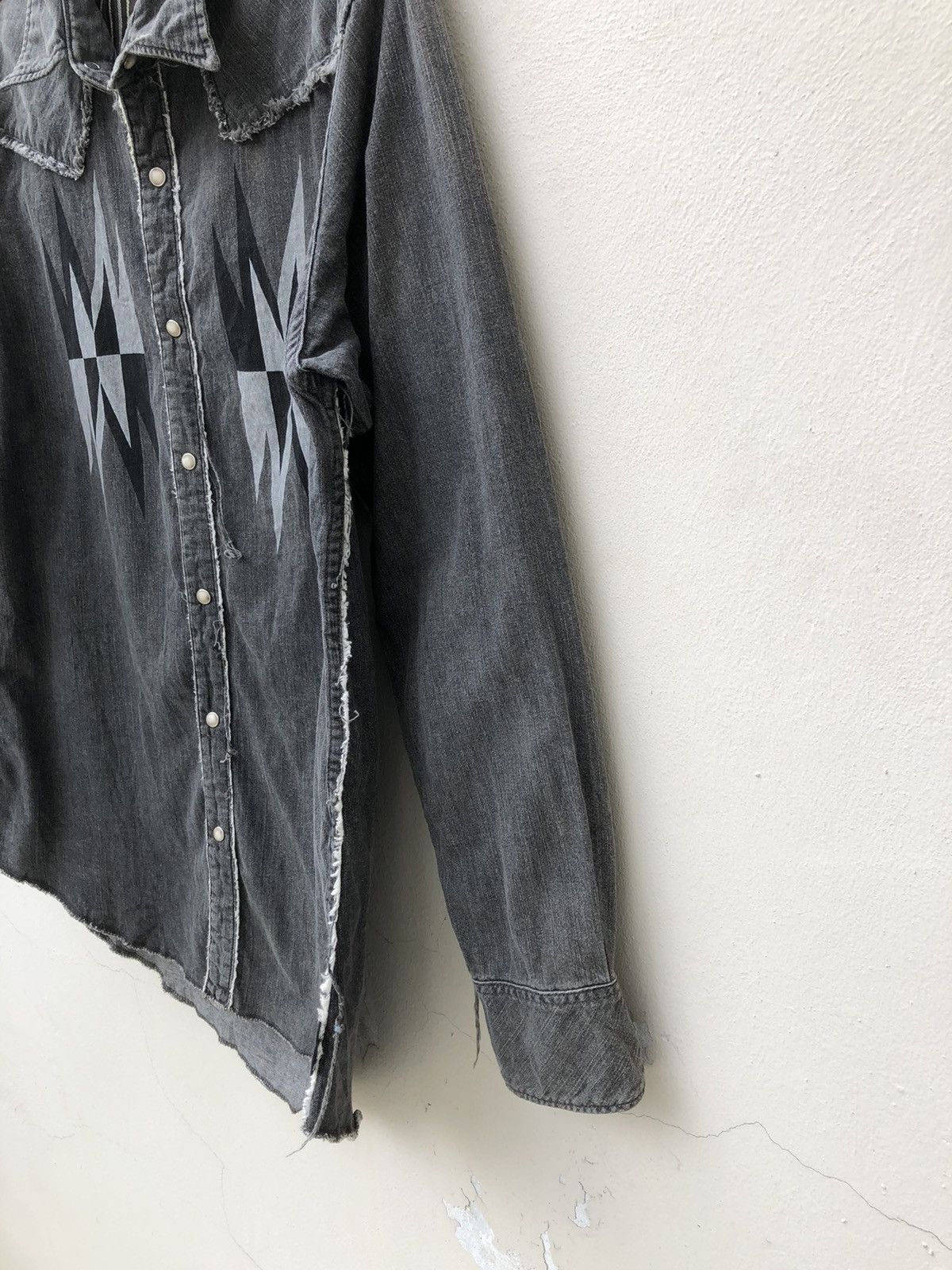 Vintage Ply Formeworks Japan Navajo Distressed Denim Western Shirt Size US L / EU 52-54 / 3 - 10 Thumbnail