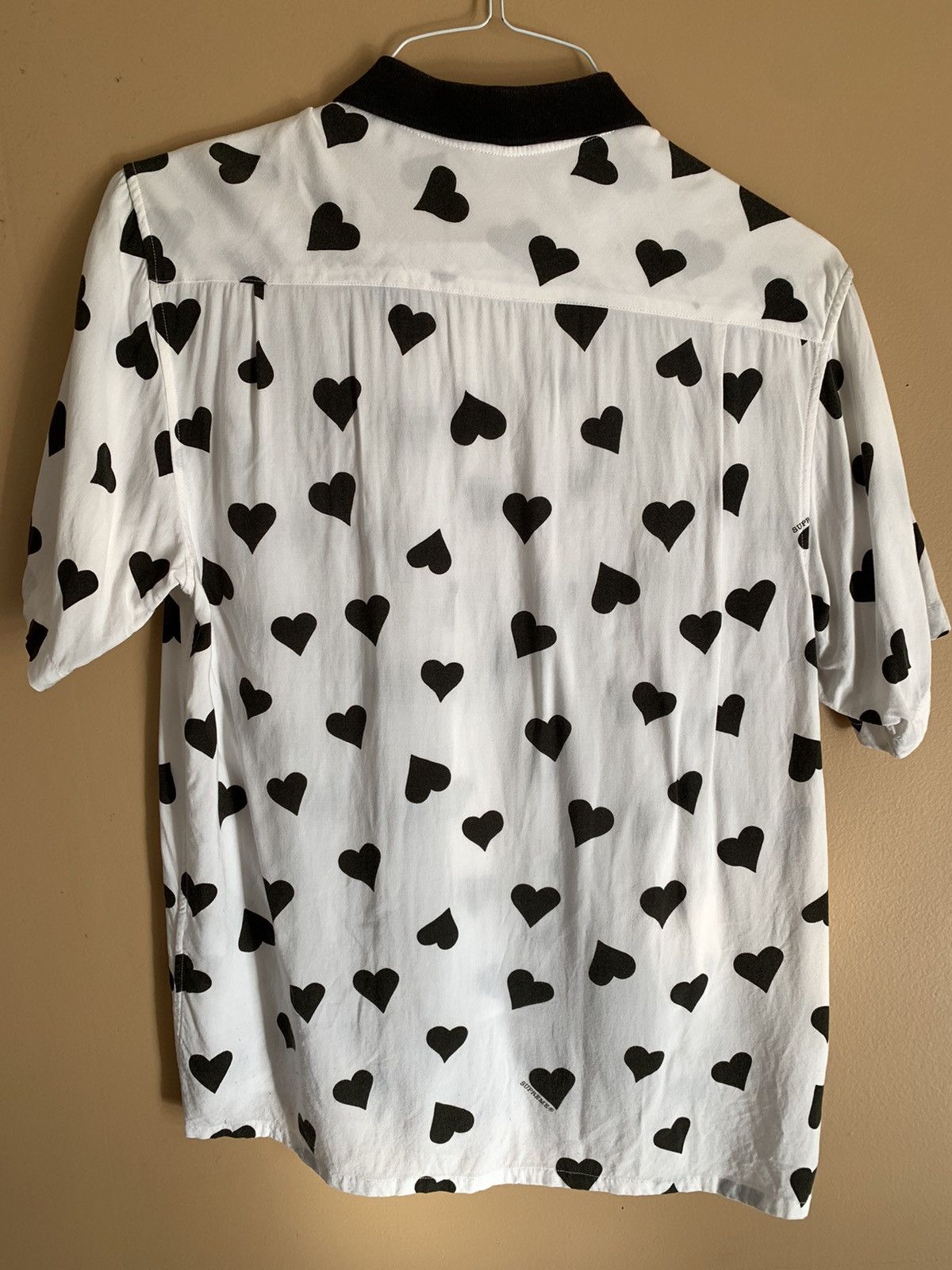 Supreme Supreme Hearts Rayon Button Up Shirt SS17 Size US M / EU 48-50 / 2 - 2 Thumbnail