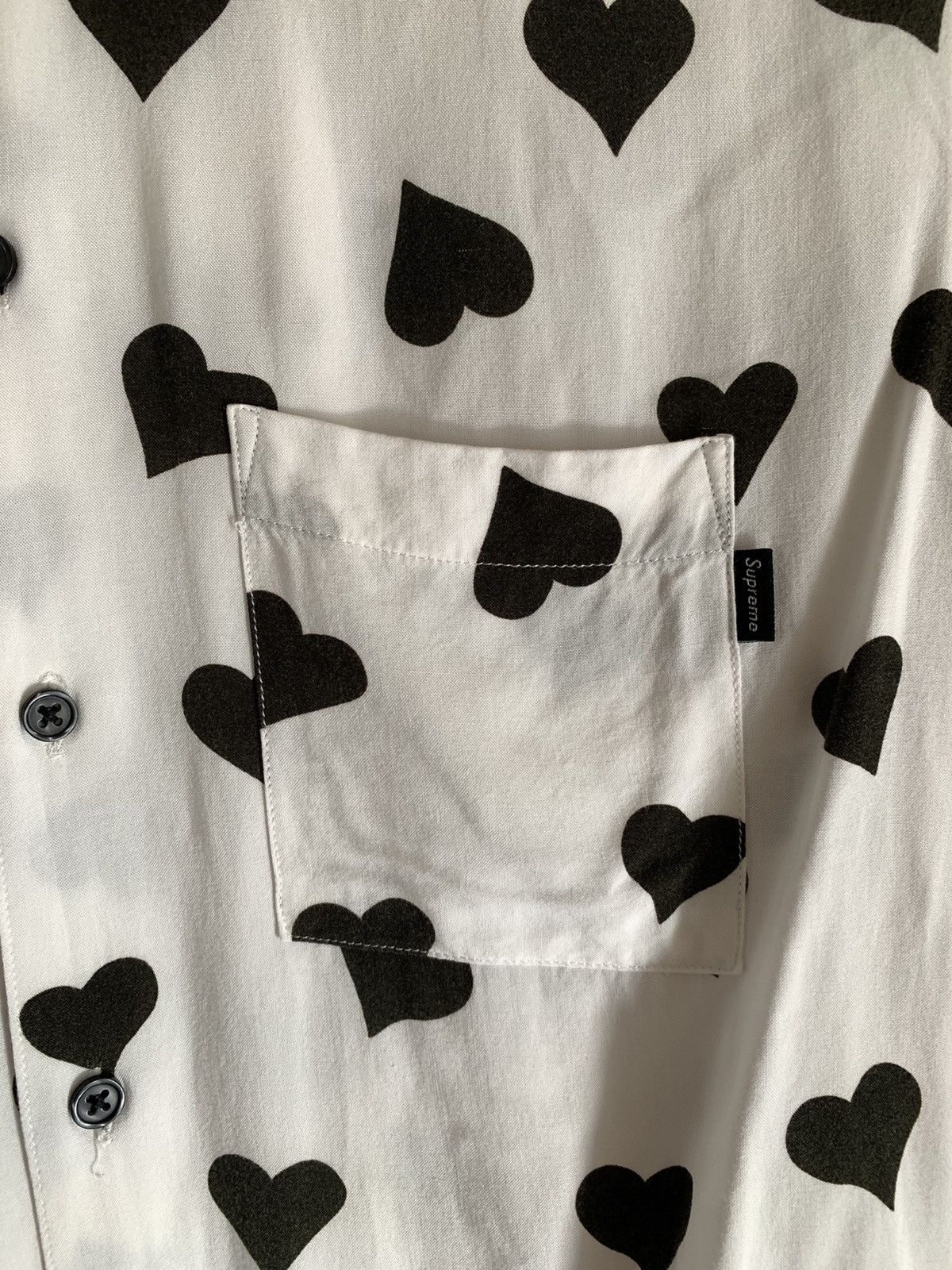 Supreme Supreme Hearts Rayon Button Up Shirt SS17 Size US M / EU 48-50 / 2 - 3 Thumbnail