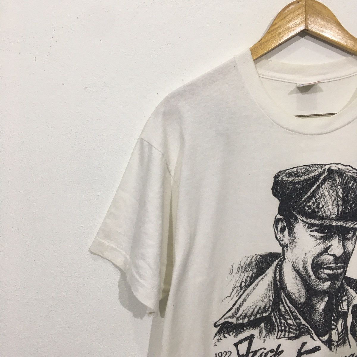 Vintage Vintage 90s Jack Kirouac American Novelist Poet Tshirt Size US XL / EU 56 / 4 - 3 Thumbnail