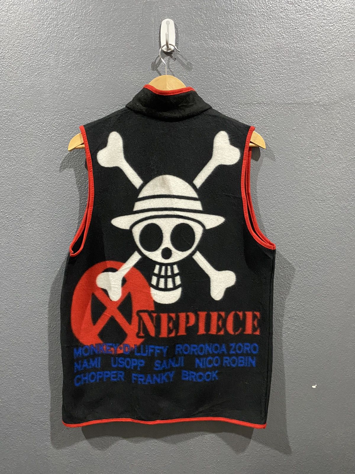 Anime One Piece Mugiwara Pirates Big Logo Vest Size US L / EU 52-54 / 3 - 1 Thumbnail