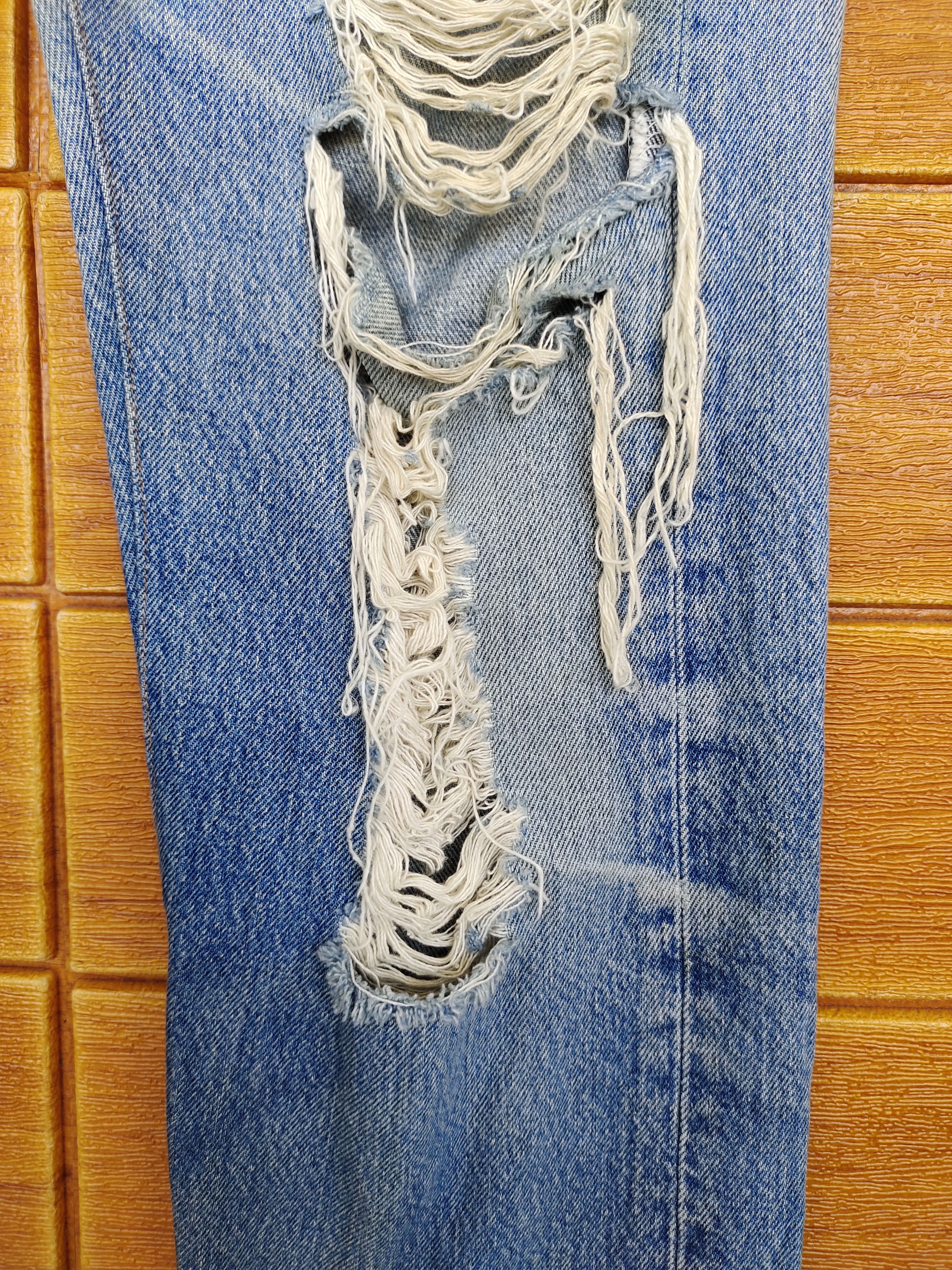 Levi's Vintage Levis 501 Destroyed Knee Distress Denim Jeans Size US 34 / EU 50 - 9 Thumbnail