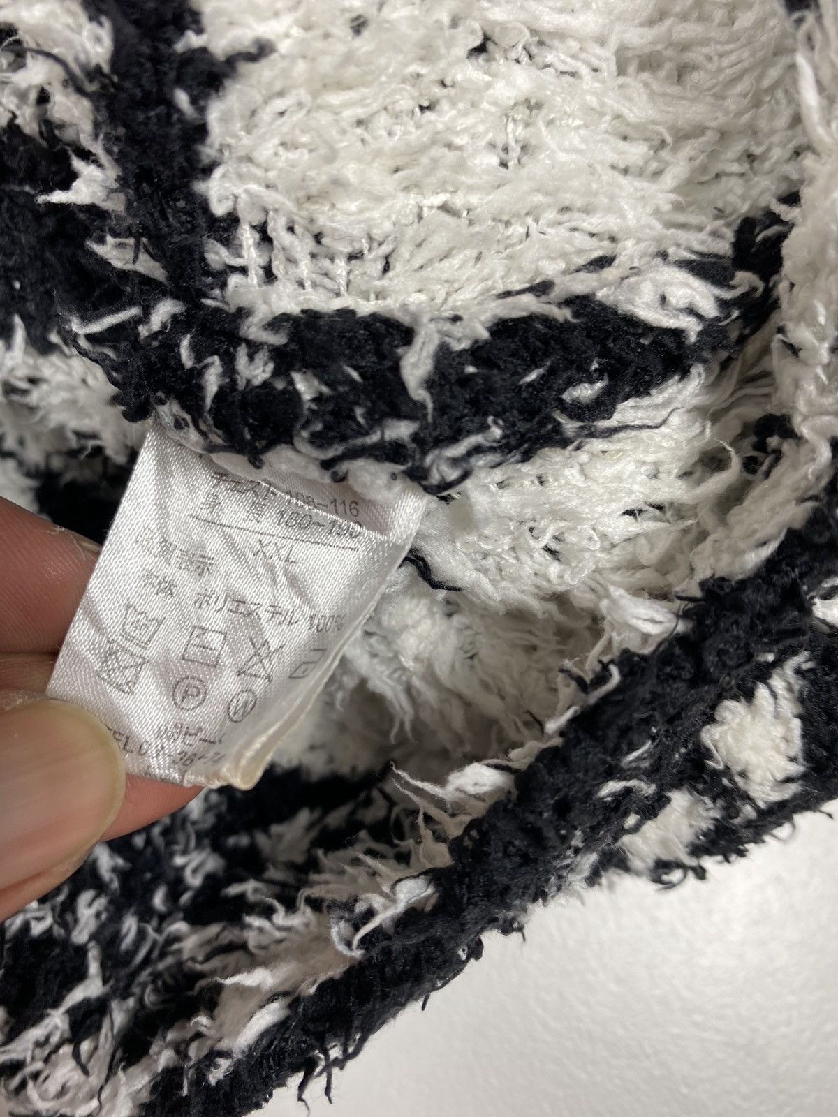Karl Kani Karl Kani Native Faux Fur. J001 Size US XXL / EU 58 / 5 - 9 Thumbnail