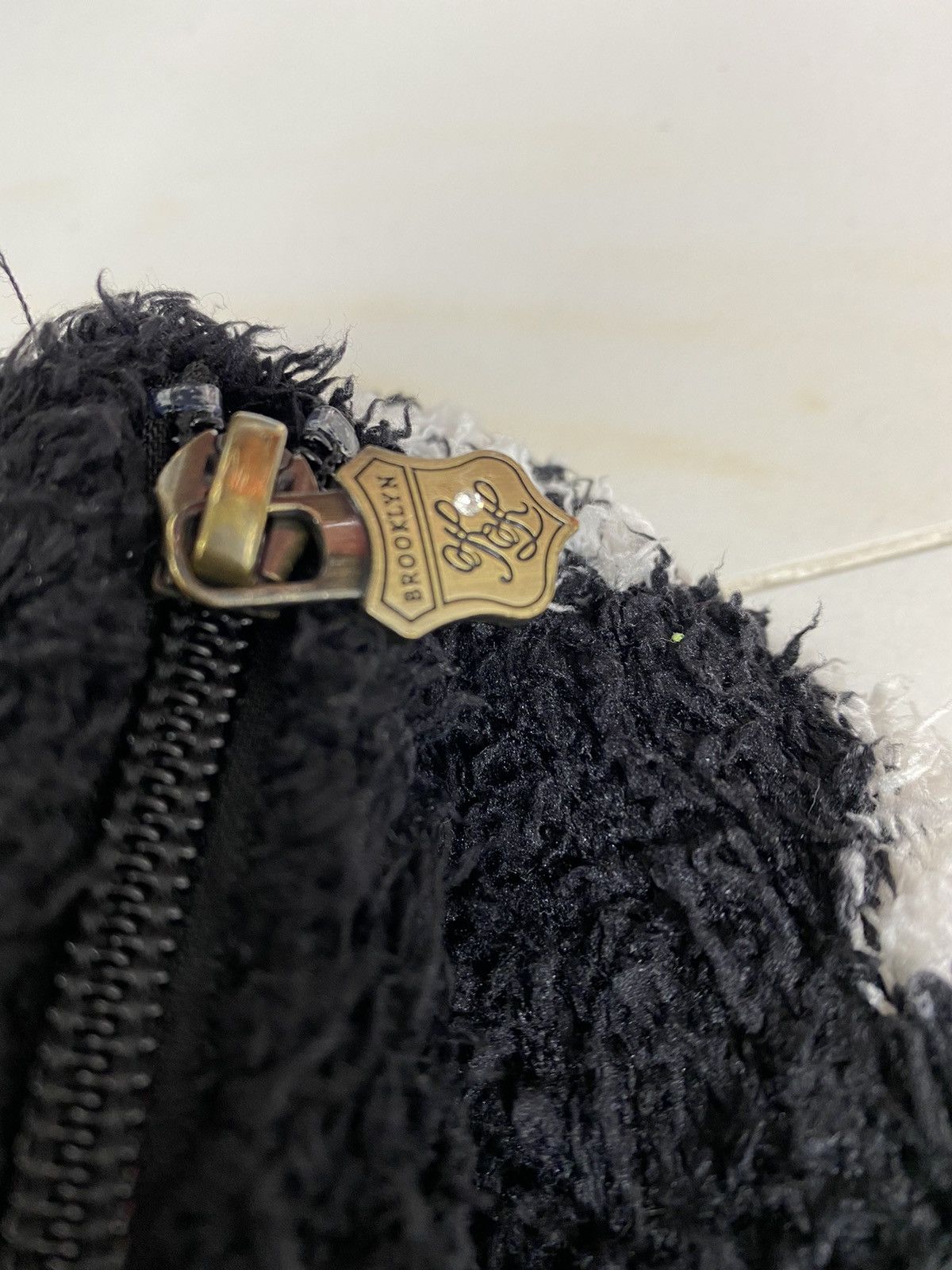 Karl Kani Karl Kani Native Faux Fur. J001 Size US XXL / EU 58 / 5 - 6 Thumbnail