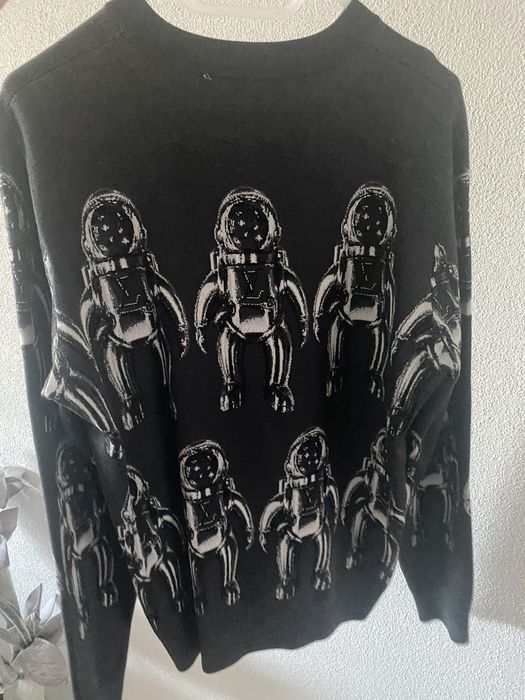 Louis Vuitton Woven Astronaut Sweater - Grey Sweaters, Clothing