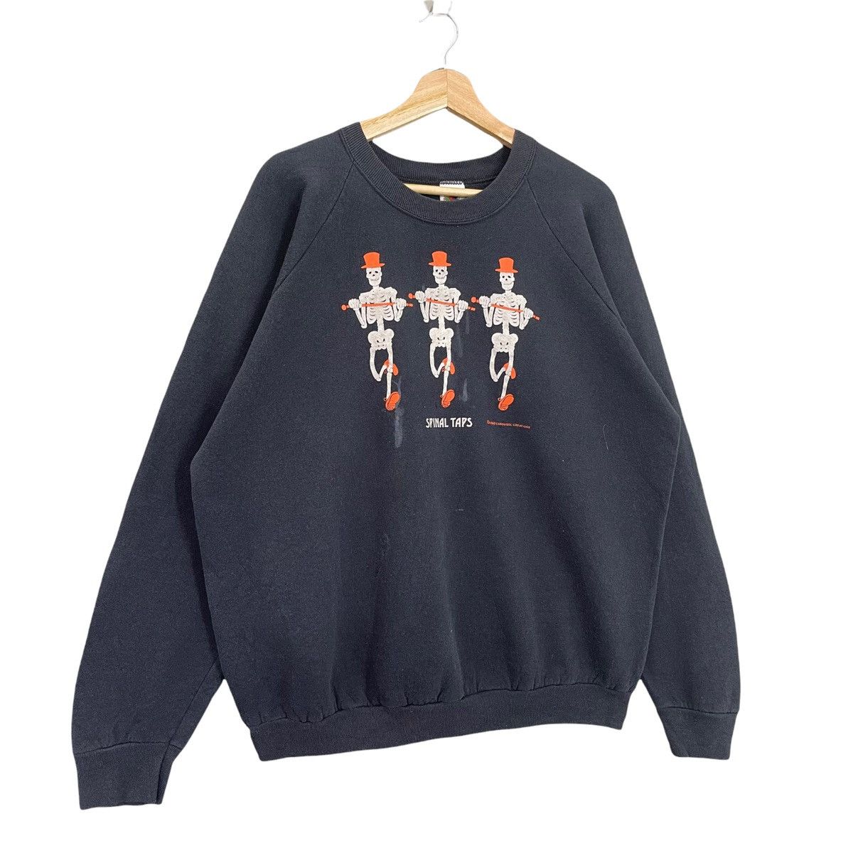 Japanese Brand Vintage 90’s Spinal Taps Big Logo Crewneck Sweatshirt Size L Size US L / EU 52-54 / 3 - 2 Thumbnail