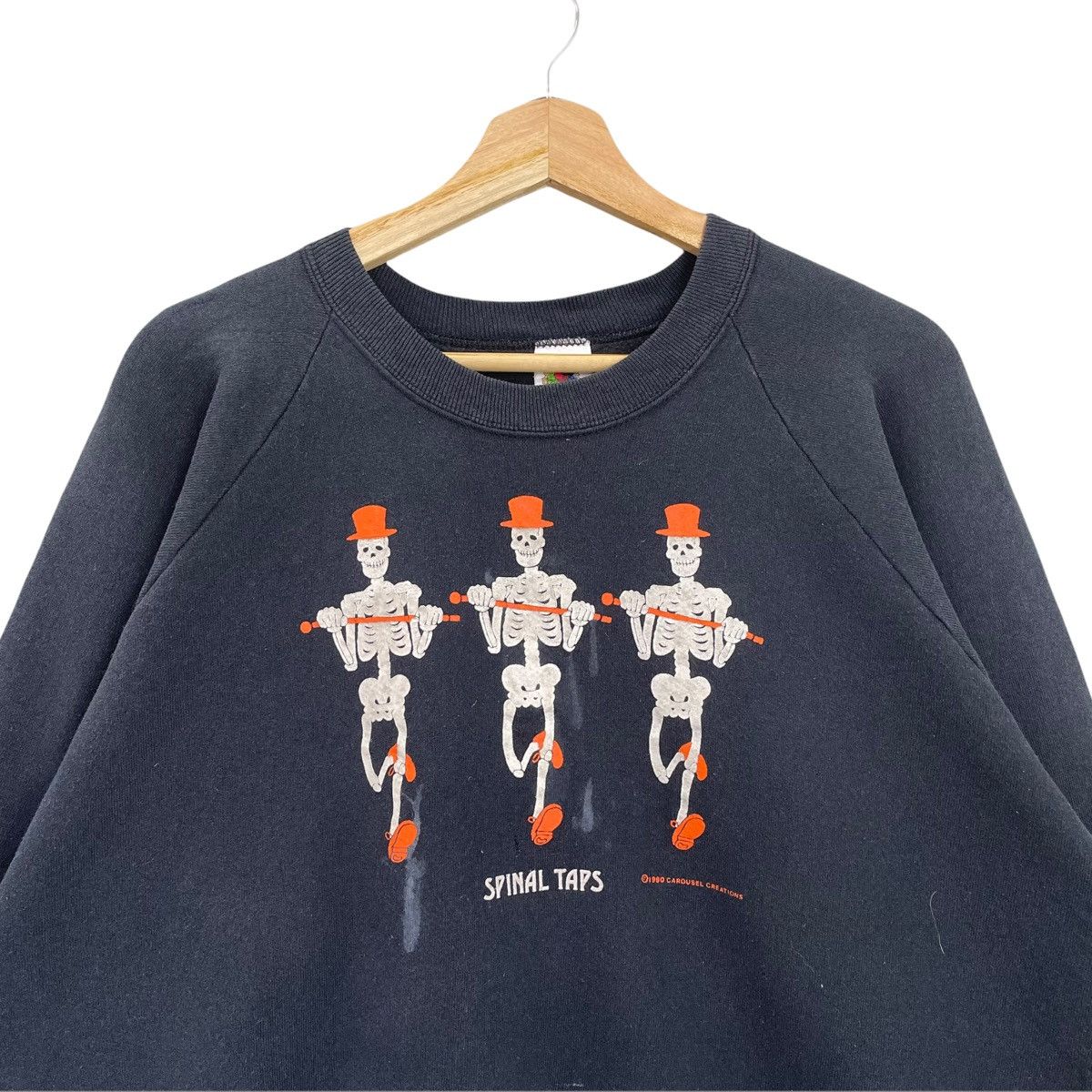 Japanese Brand Vintage 90’s Spinal Taps Big Logo Crewneck Sweatshirt Size L Size US L / EU 52-54 / 3 - 4 Thumbnail