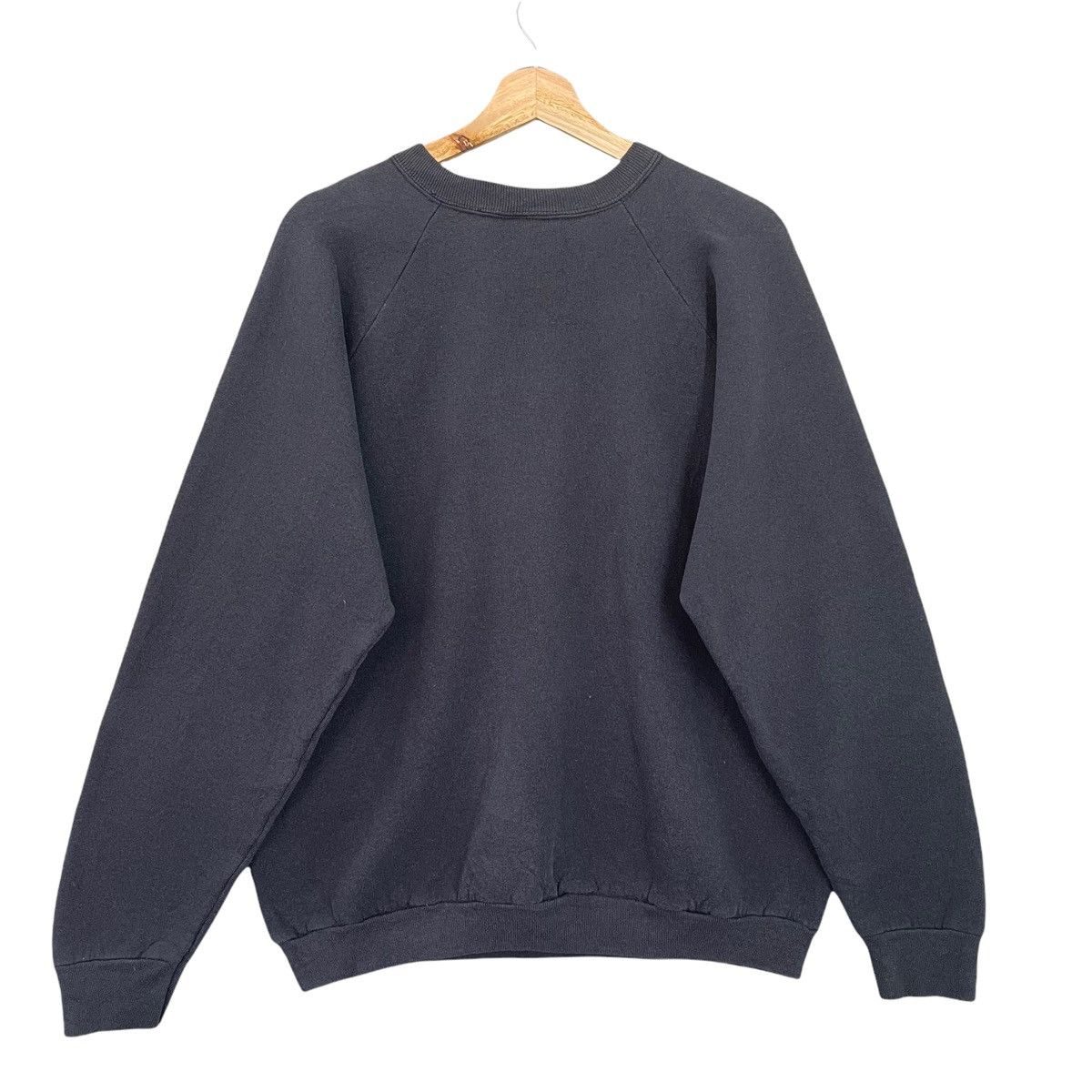 Japanese Brand Vintage 90’s Spinal Taps Big Logo Crewneck Sweatshirt Size L Size US L / EU 52-54 / 3 - 8 Thumbnail