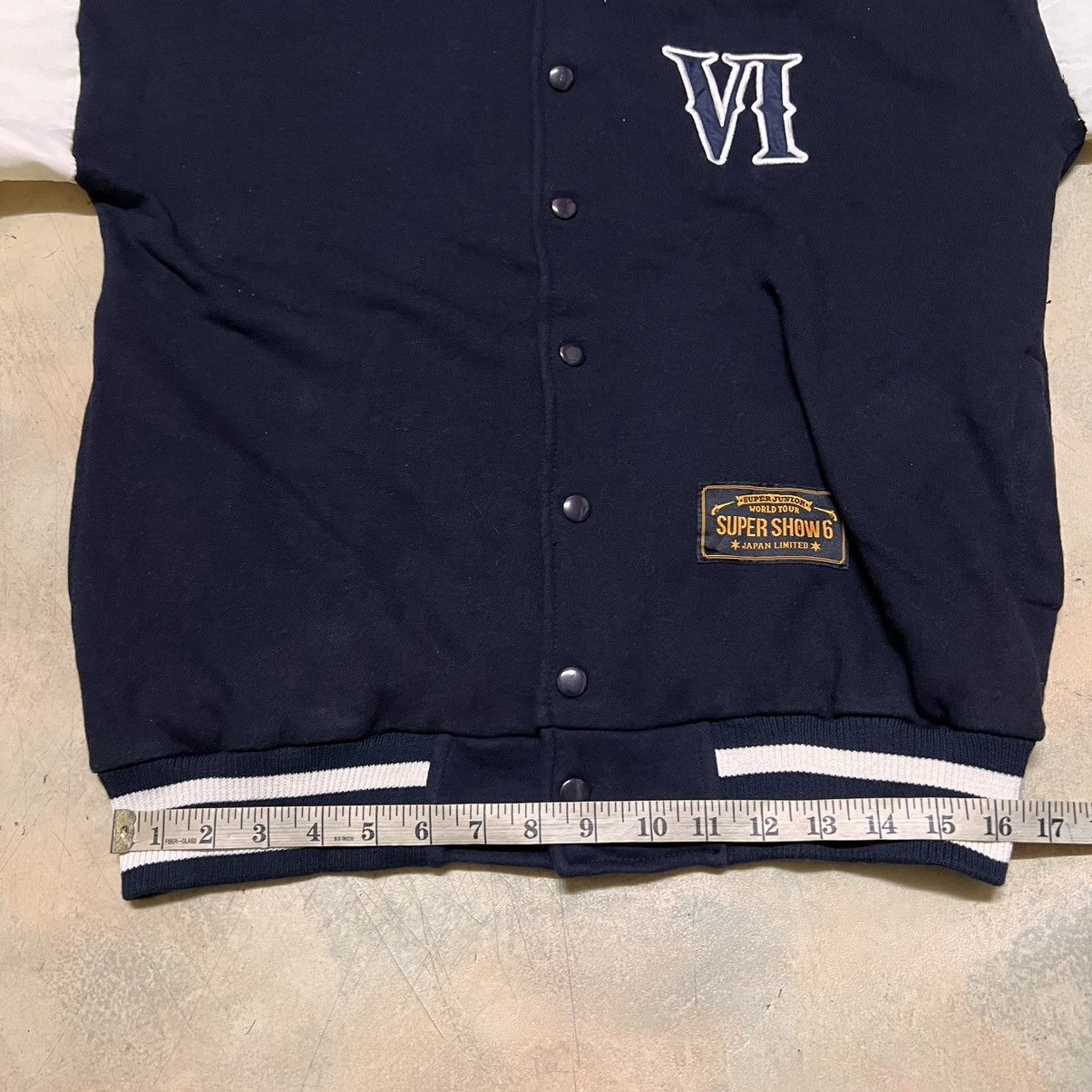 Japanese Brand Super Junior Tour Limited Varsity Jacket Kpop fans Size US M / EU 48-50 / 2 - 11 Thumbnail