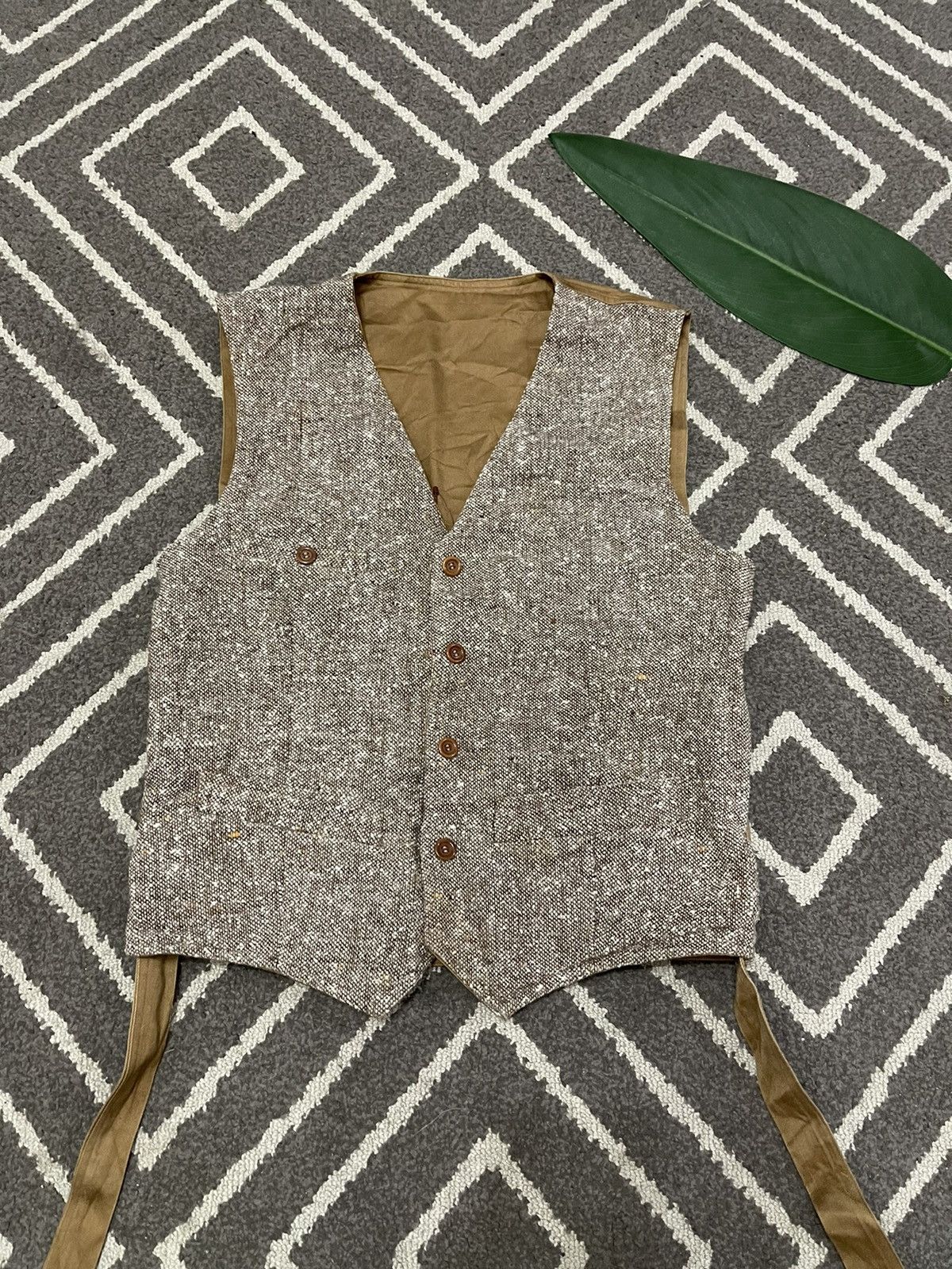 Domon by ROPE japanese brand reversible gentlemen vest
