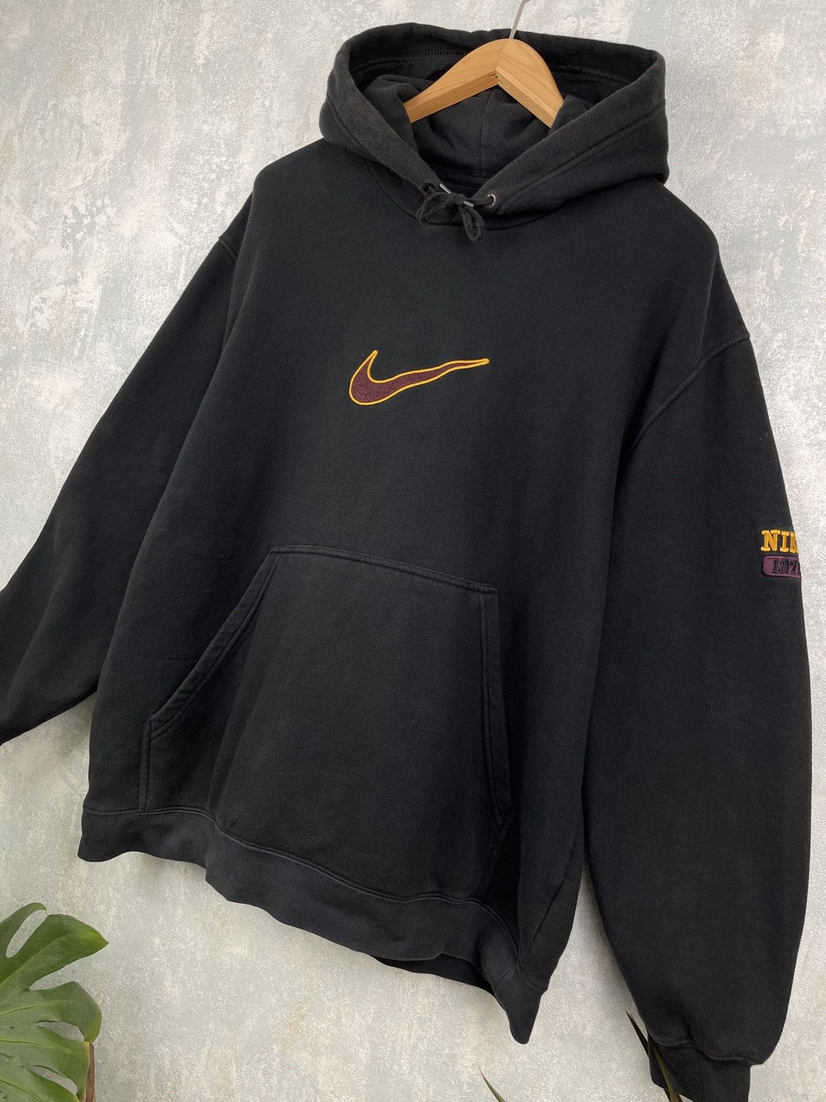 Nike × Vintage Vintage Y2K Nike Center Swoosh Big Brown Logo Hoodie Size US XL / EU 56 / 4 - 2 Thumbnail