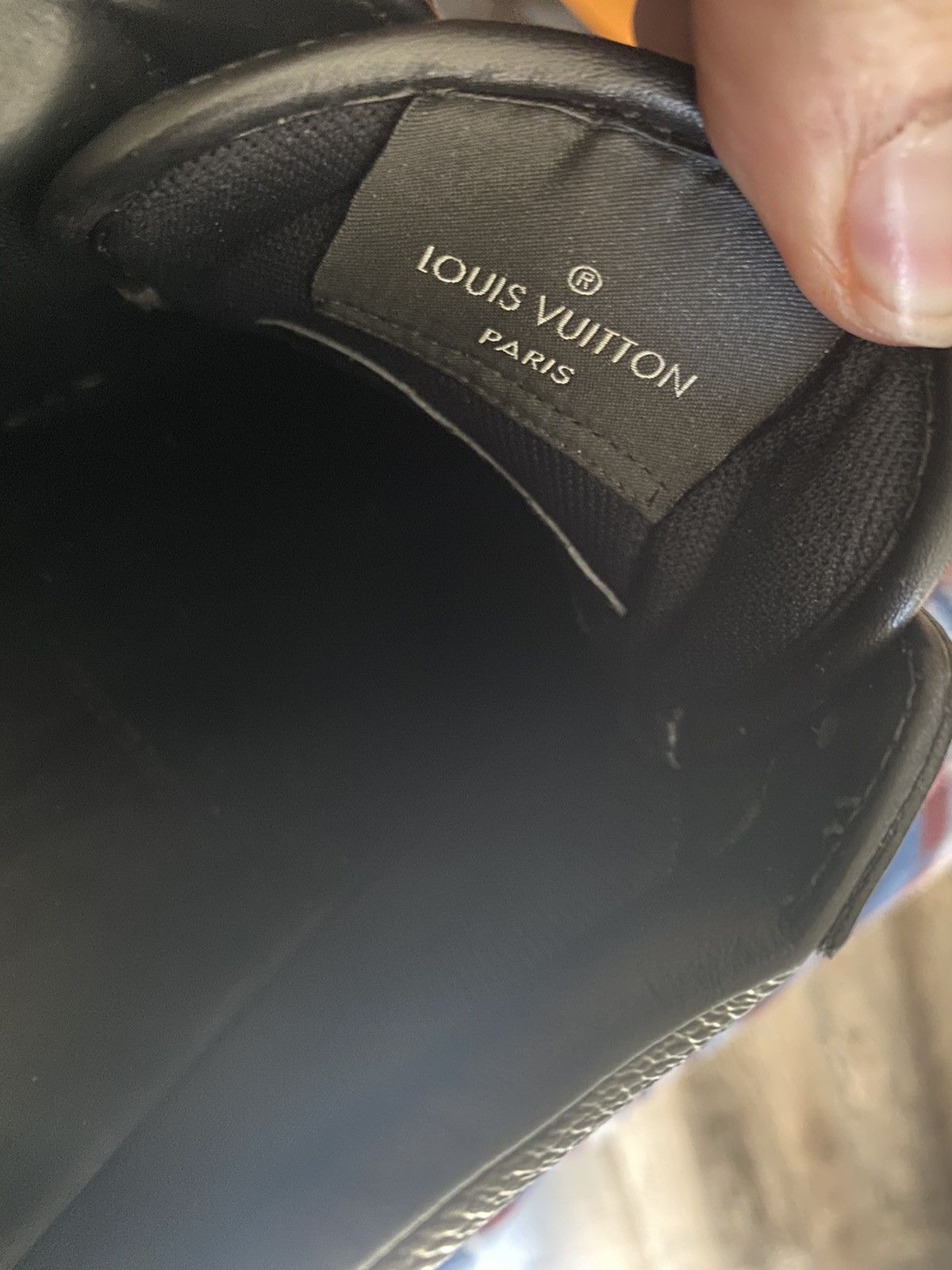 Louis Vuitton Louis Vuitton Rivoli Sneaker Size US 11 / EU 44 - 13 Thumbnail