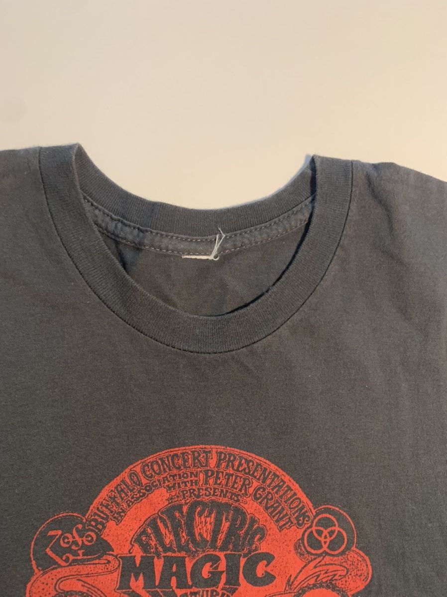 Band Tees × Led Zeppelin Led Zeppelin Empire Pool Wembly T Shirt Size US M / EU 48-50 / 2 - 6 Thumbnail