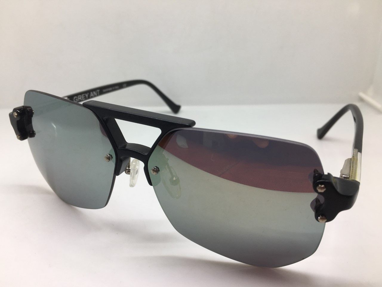 MOD GREY ANT AVIATOR PILOT PLAYA SUNGLASSES