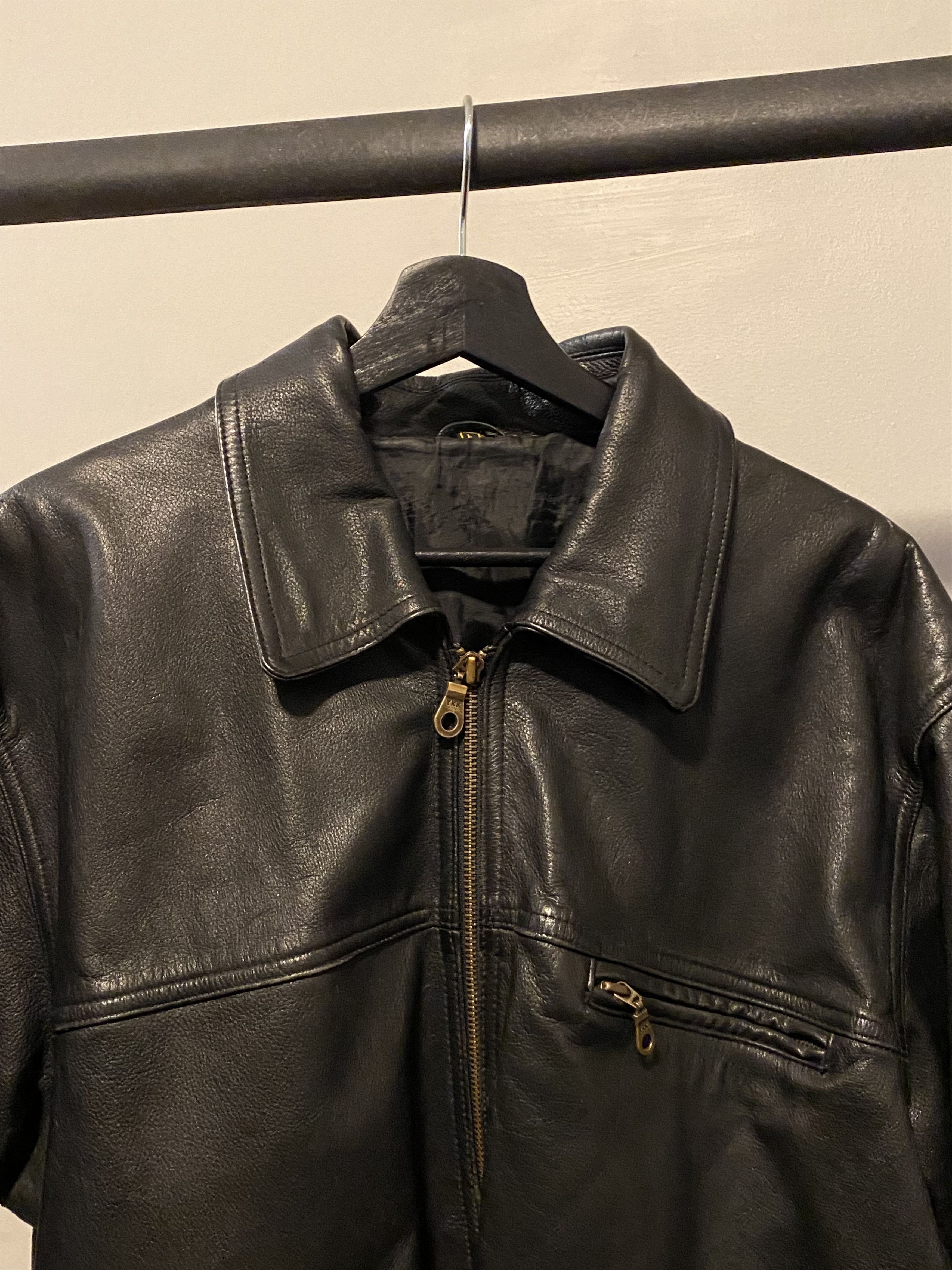 Vintage Vintage Black Leather Jacket Size US XL / EU 56 / 4 - 2 Thumbnail