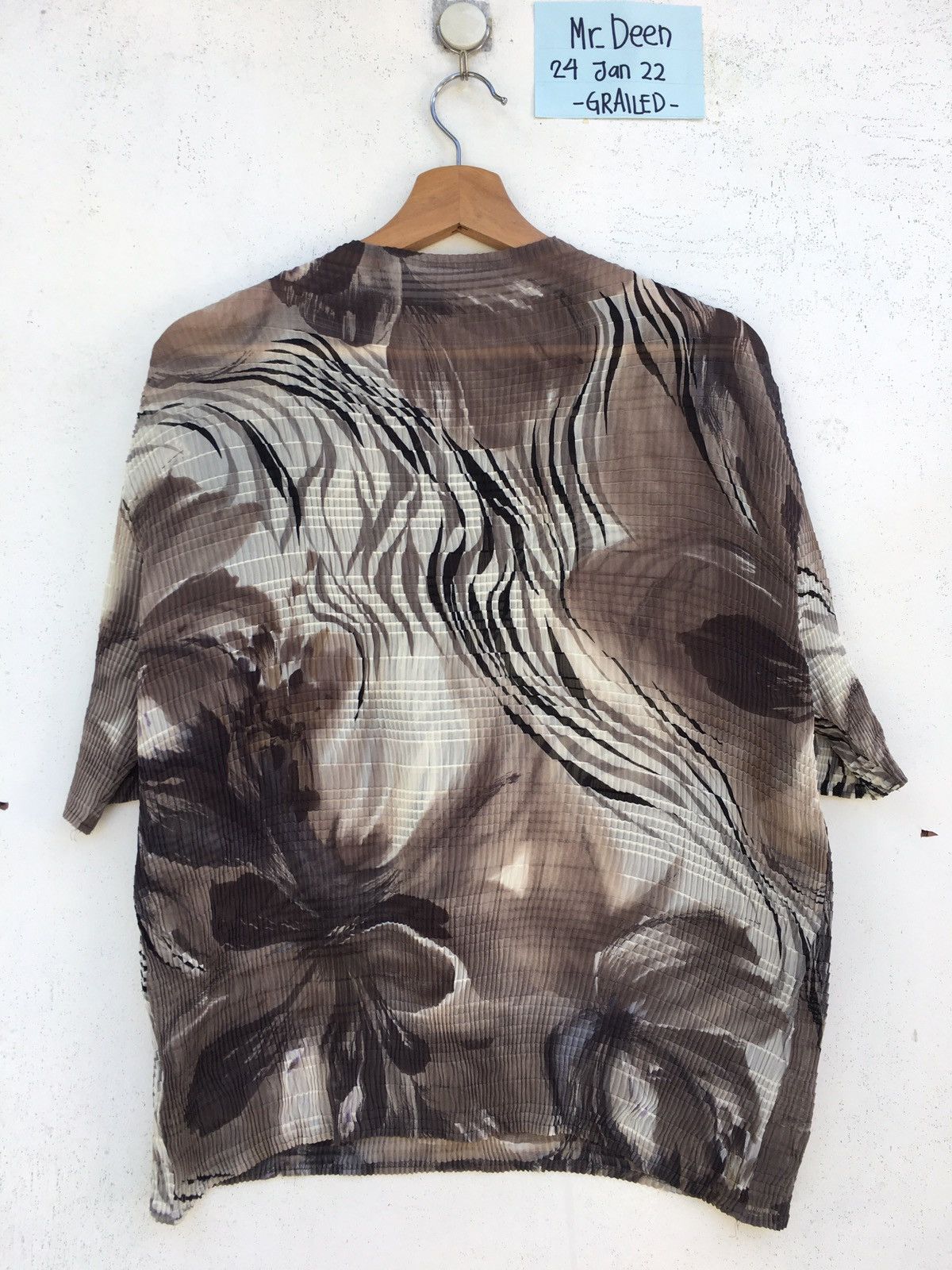 Bruno Piattelli Vintage Bruno Piattelli Roma Abstract Pleated Shirt Size US M / EU 48-50 / 2 - 9 Thumbnail