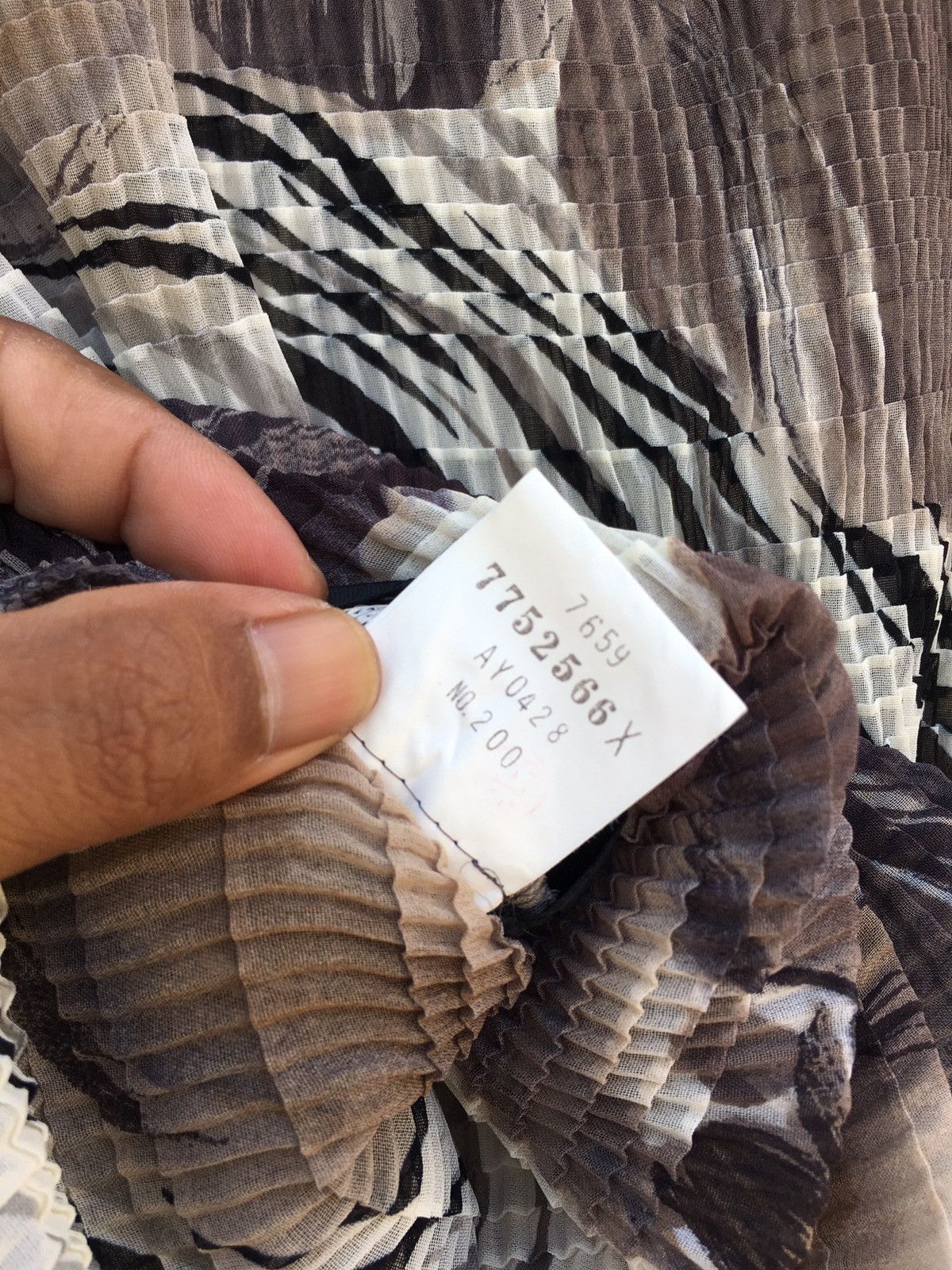 Bruno Piattelli Vintage Bruno Piattelli Roma Abstract Pleated Shirt Size US M / EU 48-50 / 2 - 8 Thumbnail