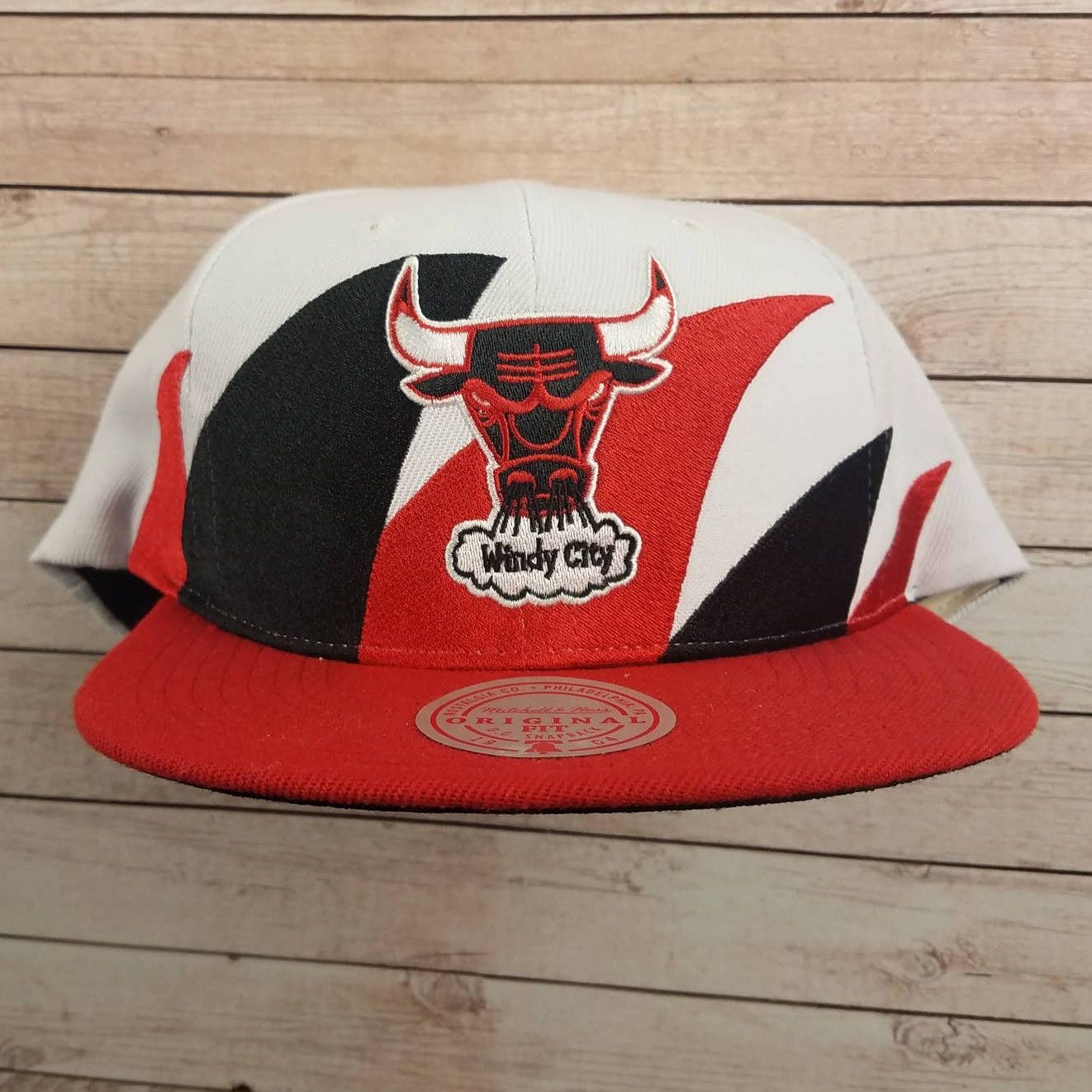 Mitchell & Ness Juice WRLD x Chicago Bulls Strapback Hat Red