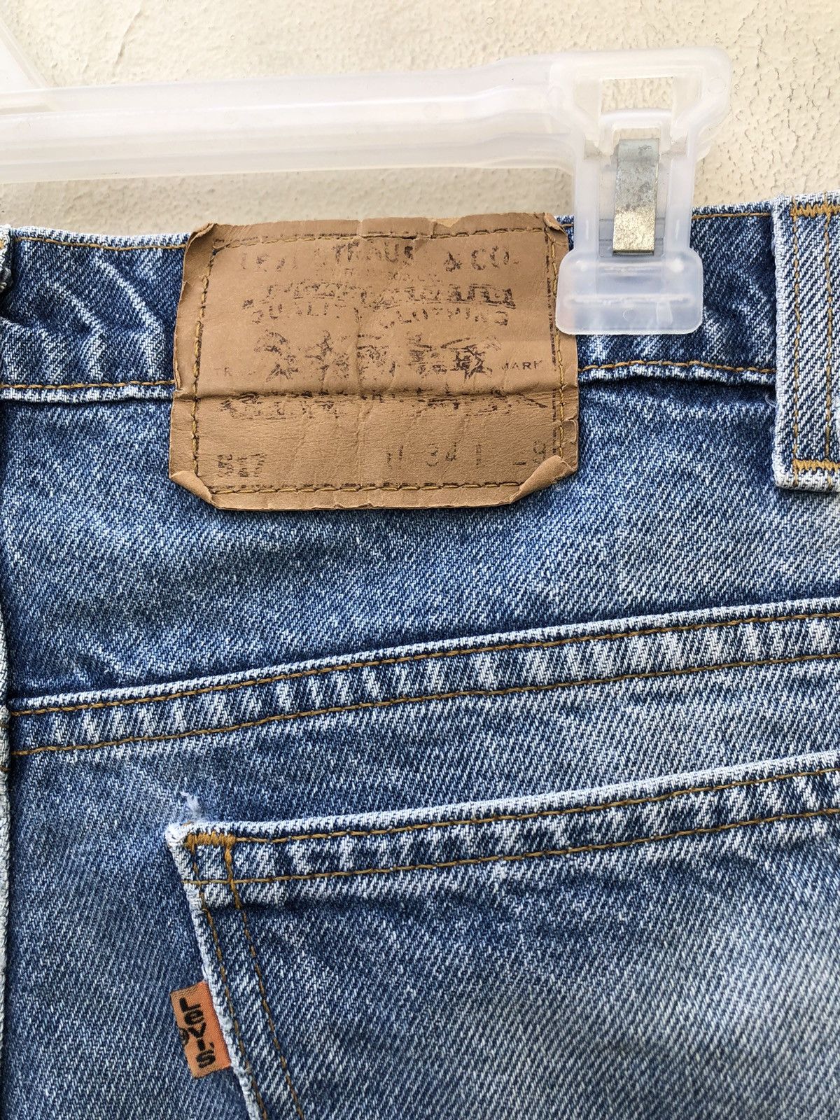 Levi's Vintage 80s Levi’s 517 Asymmetrical Leg Jeans Cropped Denim Size US 33 - 17 Thumbnail