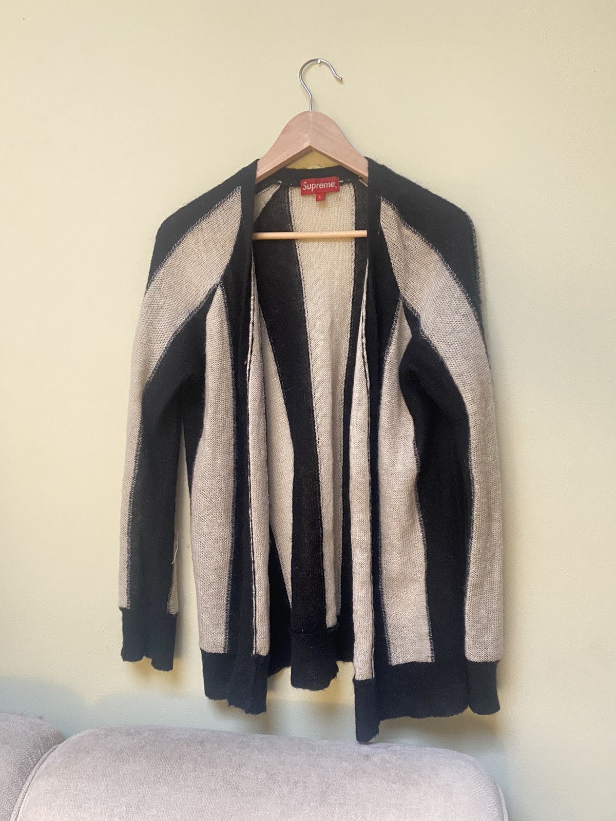 Supreme Striped Mohair Cardigan M発送は追跡付きでいたします