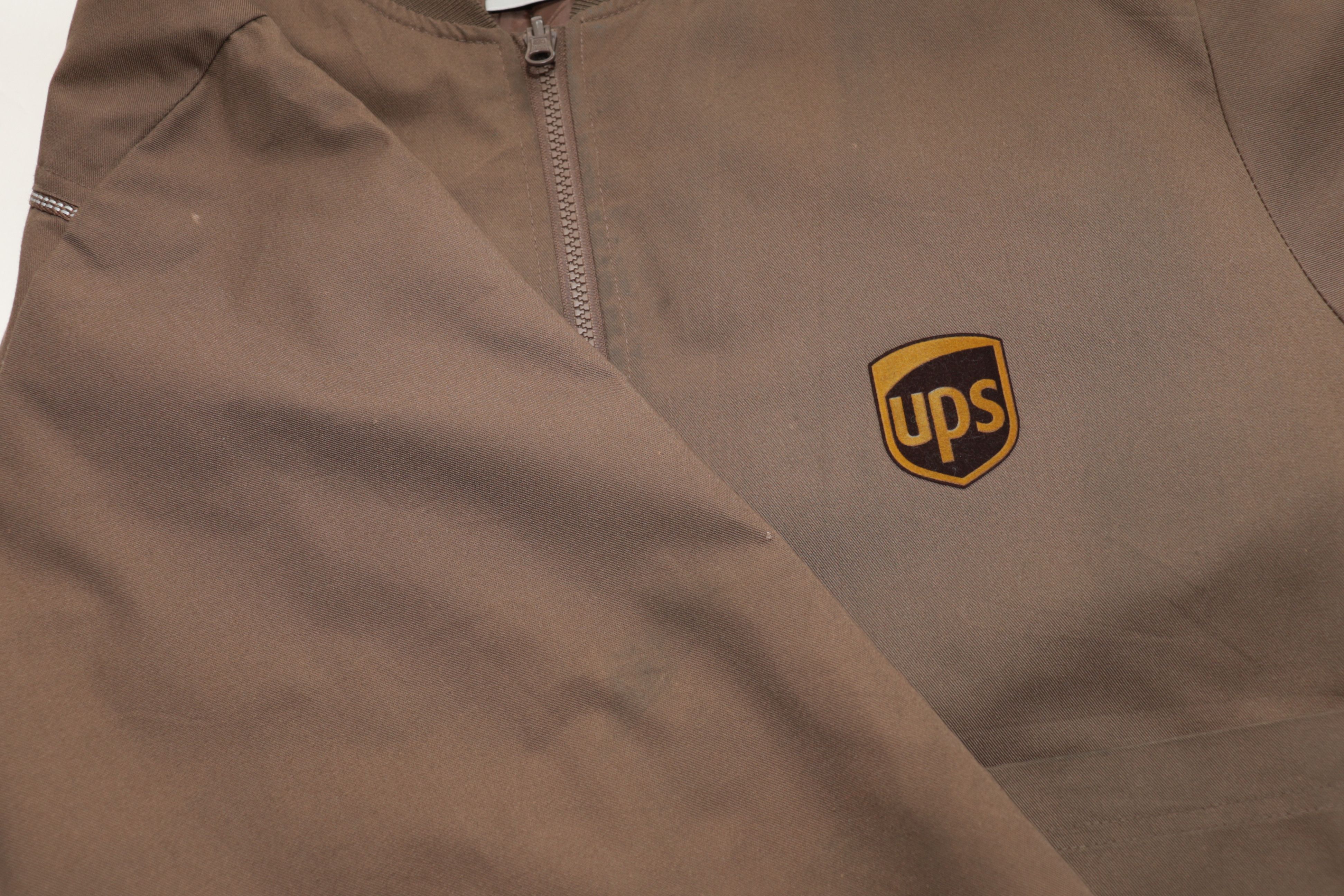 Ups united on sale parcel service uniform jacket sz medium