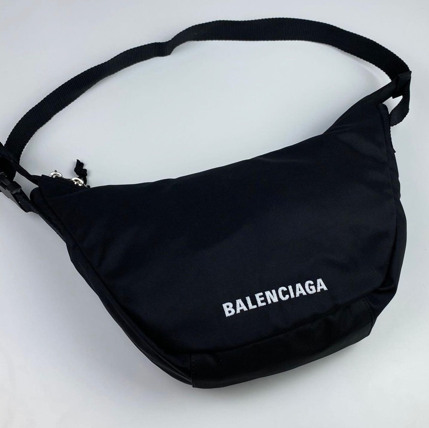 Balenciaga Balenciaga wheel sling shoulder bag Size ONE SIZE - 1 Thumbnail