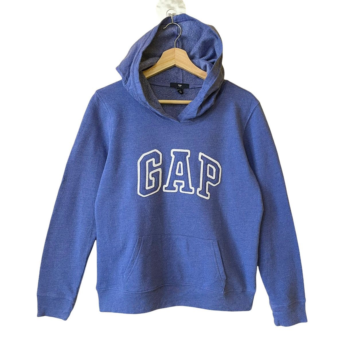 Gap × Japanese Brand Vintage Gap Embroided Big Logo Hoodie size M Size US M / EU 48-50 / 2 - 1 Thumbnail