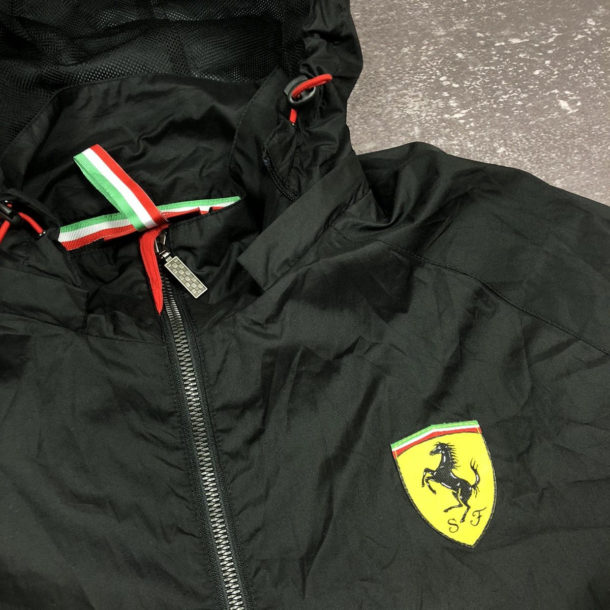 Ferrari Ferrari Zip Up Jacket Official Licensed Product Size US XL / EU 56 / 4 - 10 Thumbnail