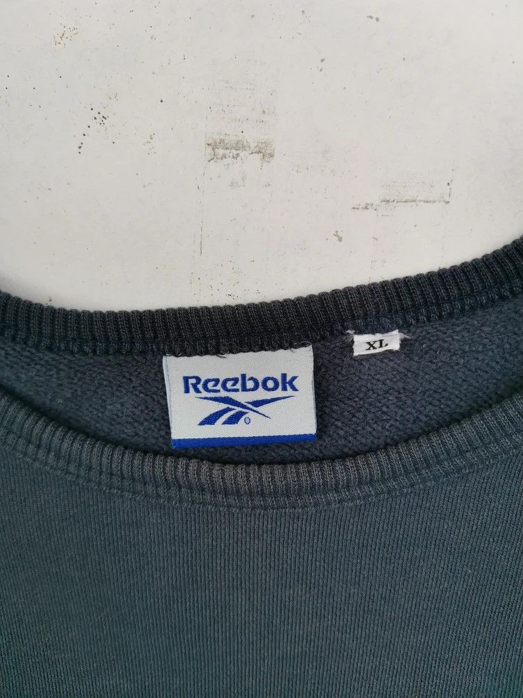 Reebok Rare!!! Reebok Embroidered Big Logo Sweatshirt Size US XL / EU 56 / 4 - 4 Thumbnail