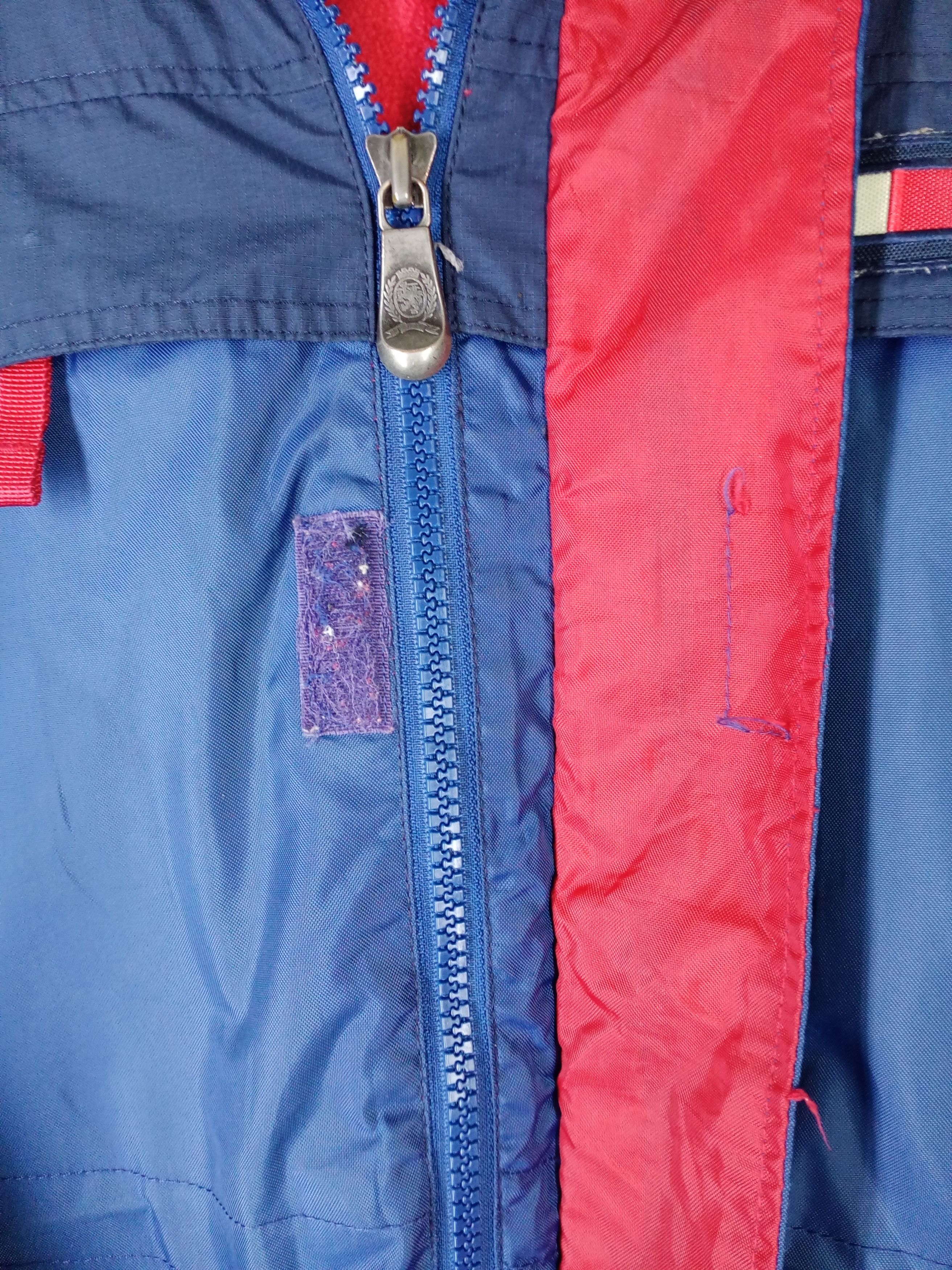 Tommy Hilfiger Vintage 90's Tommy Hilfiger Jacket Size US L / EU 52-54 / 3 - 10 Thumbnail