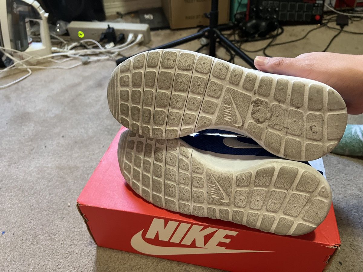 Nike Roshe One Blue Hero Size US 7 / EU 40 - 5 Thumbnail