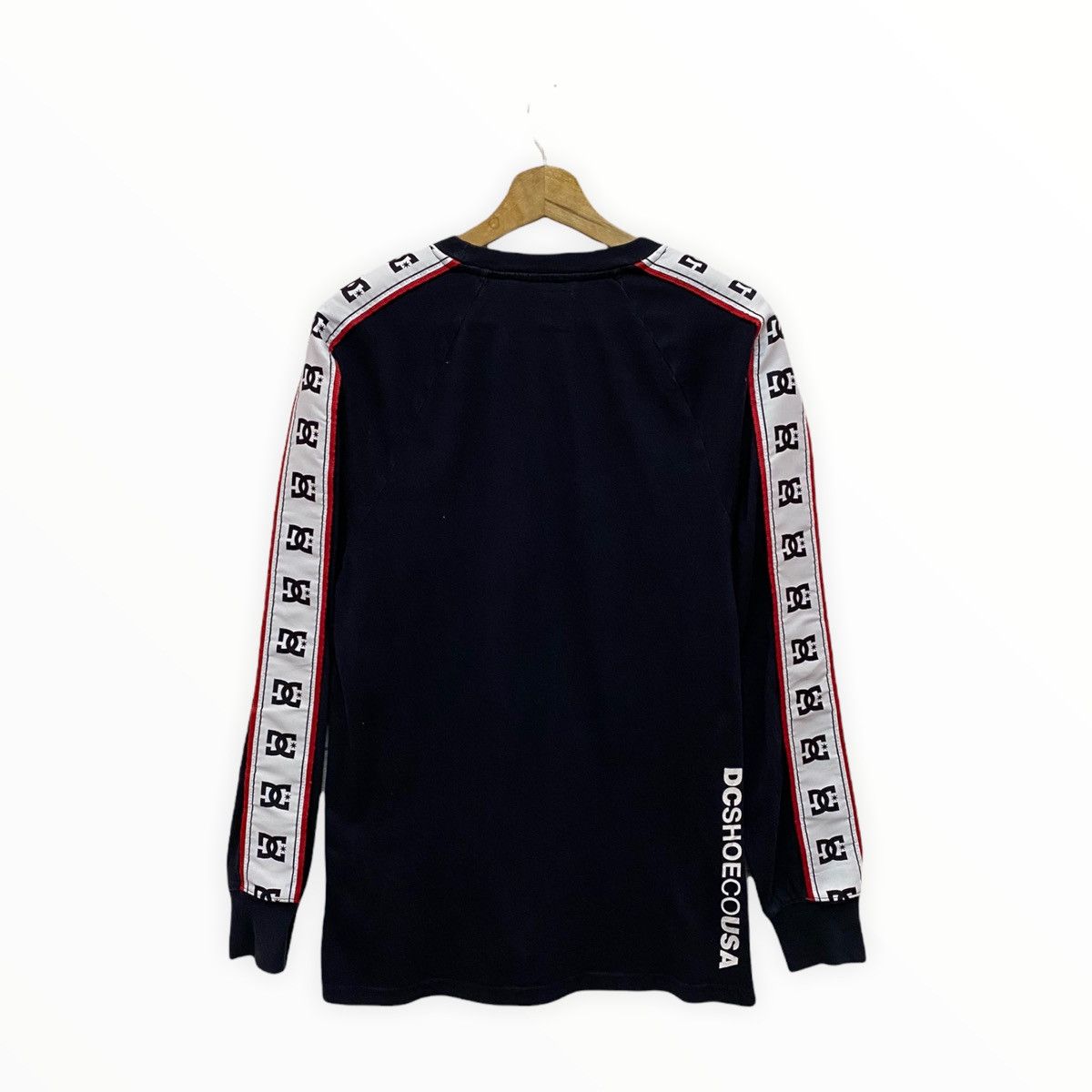 DC DCSHOECOUSA SIDE TAPE BIG LOGO EMBROIDERY TEE Size US S / EU 44-46 / 1 - 2 Thumbnail