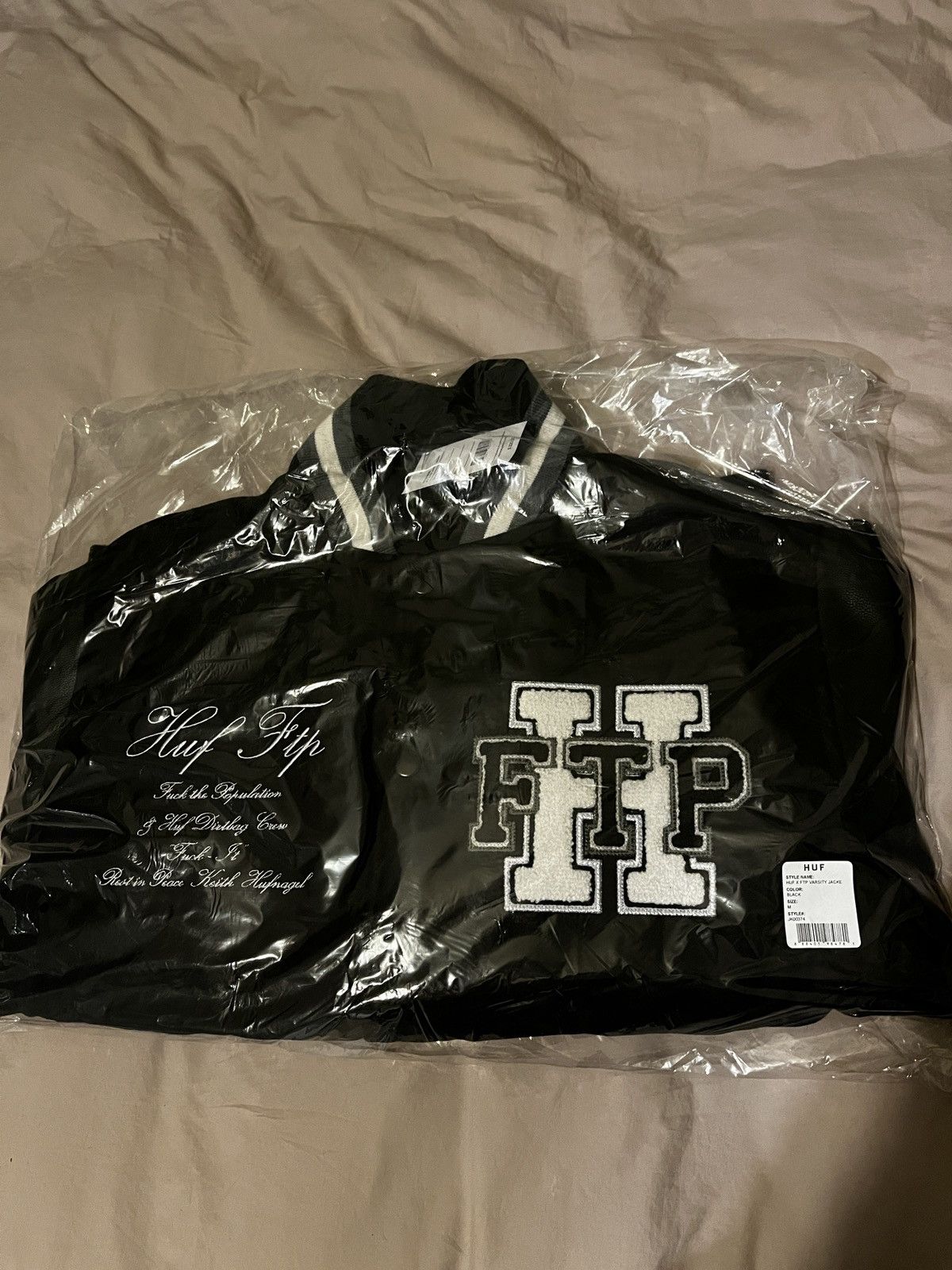 HUF x FTP Varsity ジャケット