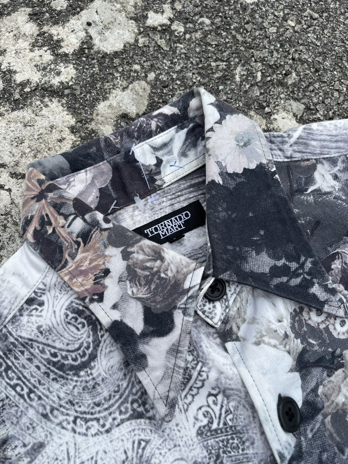Tornado Mart Tornado Mart Overprinted Shirt Size US S / EU 44-46 / 1 - 4 Thumbnail