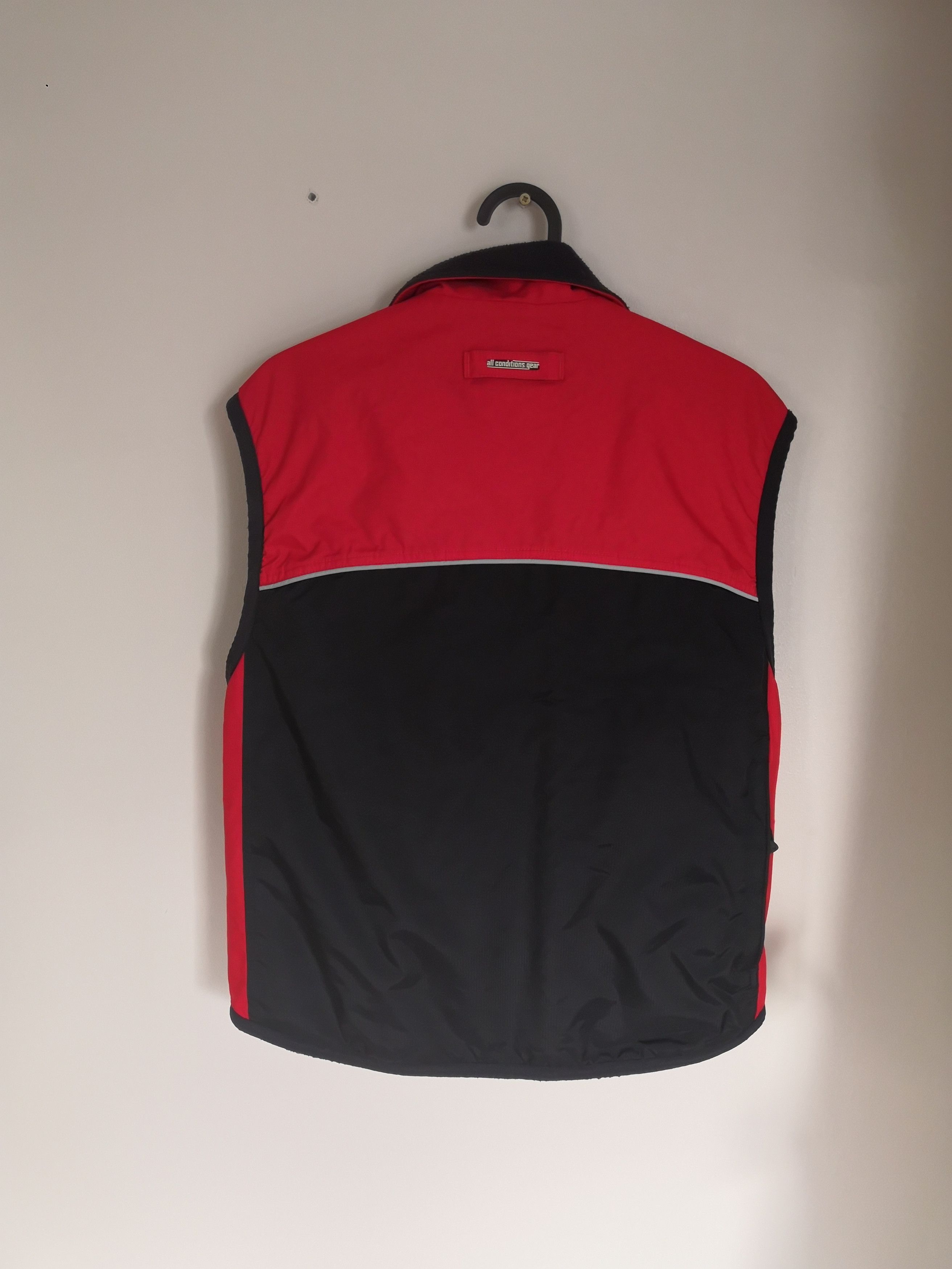 Nike acg tactical Cargo Vest Fleece Lined pockets rare