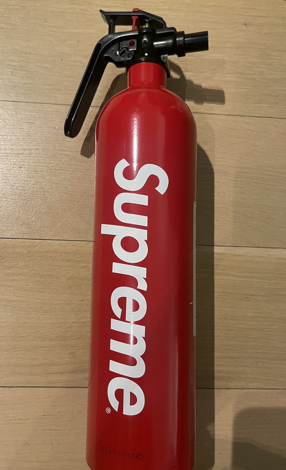 Supreme DS SS15 Supreme x Kidde fire extinguisher Box Logo Size ONE SIZE - 4 Thumbnail