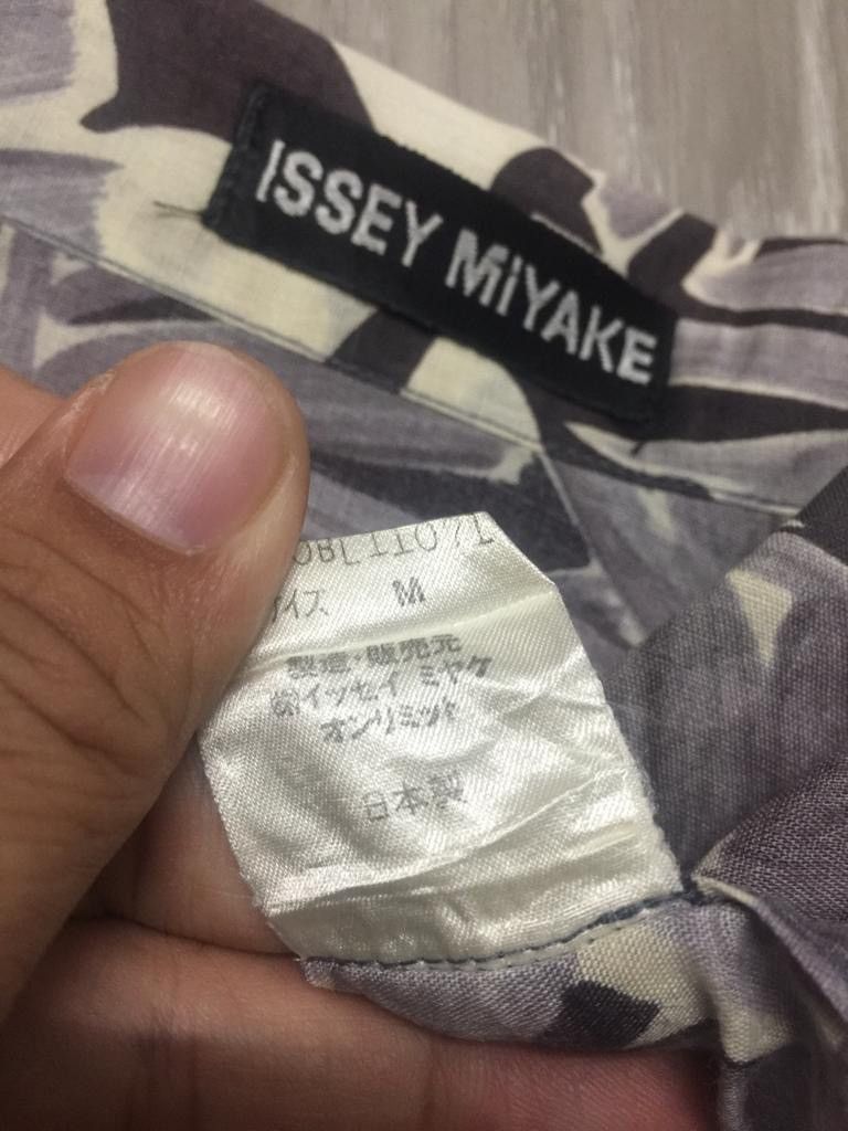 Issey Miyake Vintage ISSEY MIYAKE Hawaii Floral Motif Shirt Size US M / EU 48-50 / 2 - 11 Thumbnail