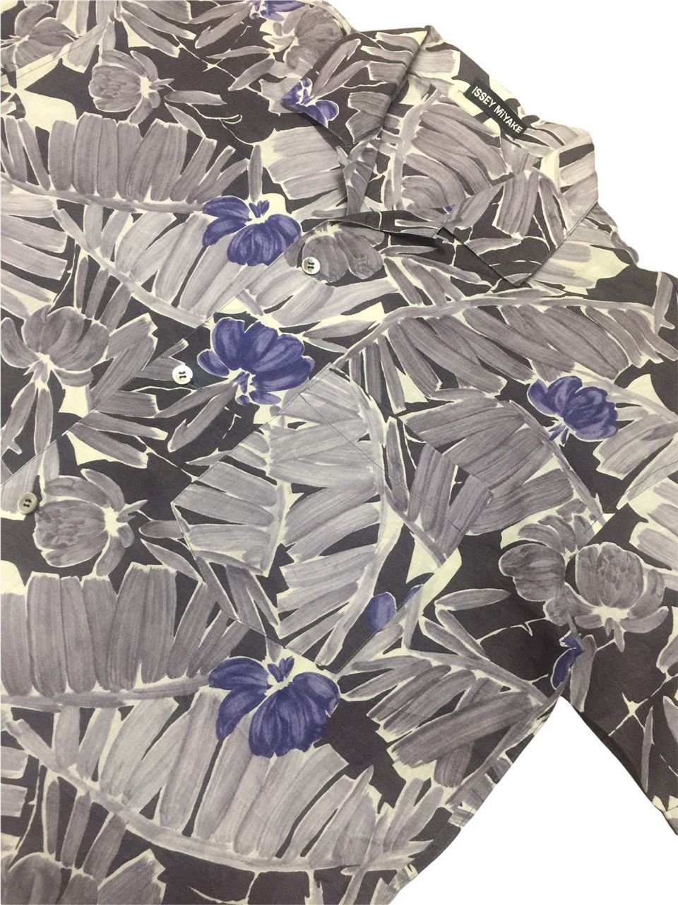 Issey Miyake Vintage ISSEY MIYAKE Hawaii Floral Motif Shirt Size US M / EU 48-50 / 2 - 5 Thumbnail