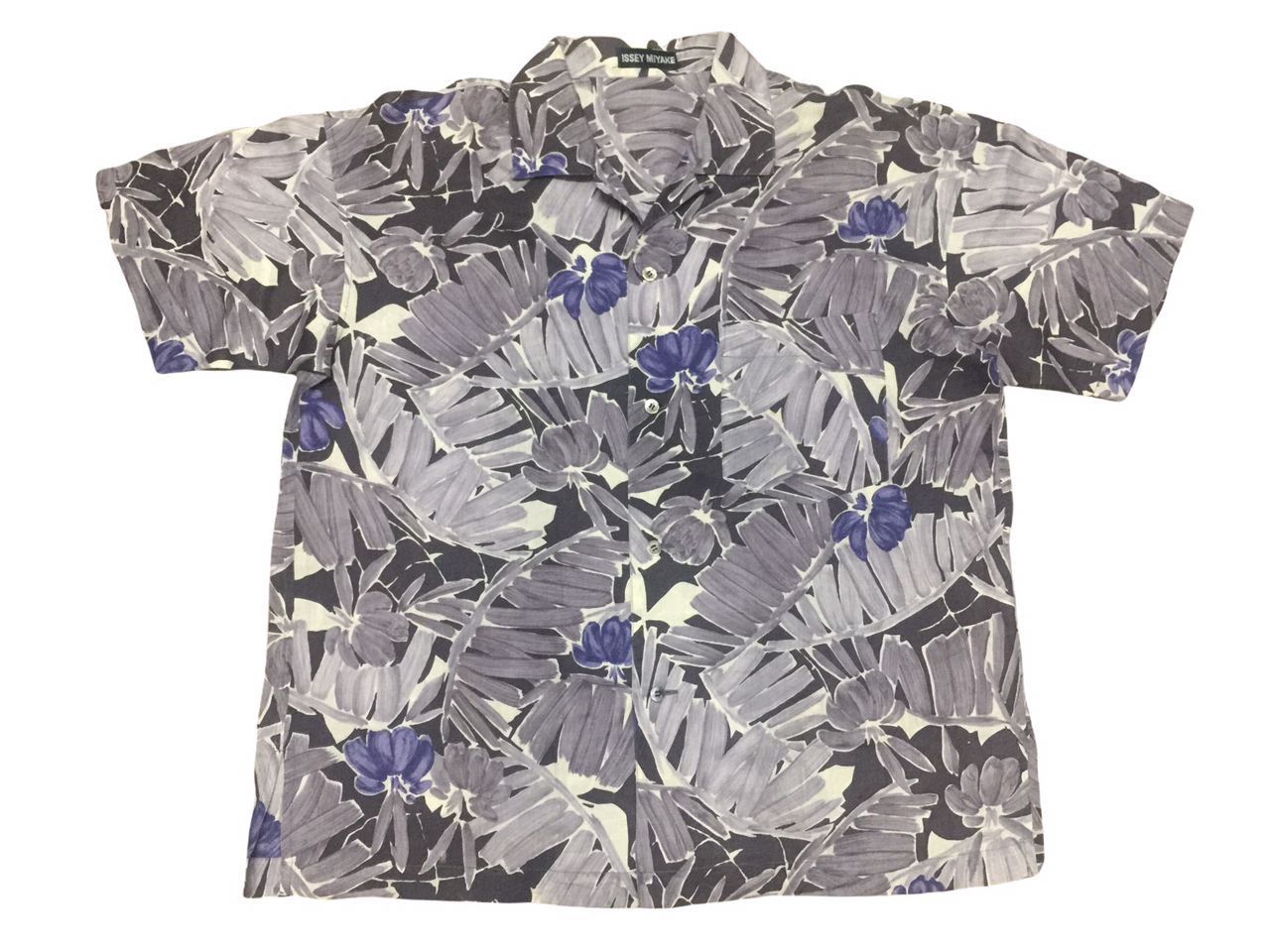 Issey Miyake Vintage ISSEY MIYAKE Hawaii Floral Motif Shirt Size US M / EU 48-50 / 2 - 1 Thumbnail