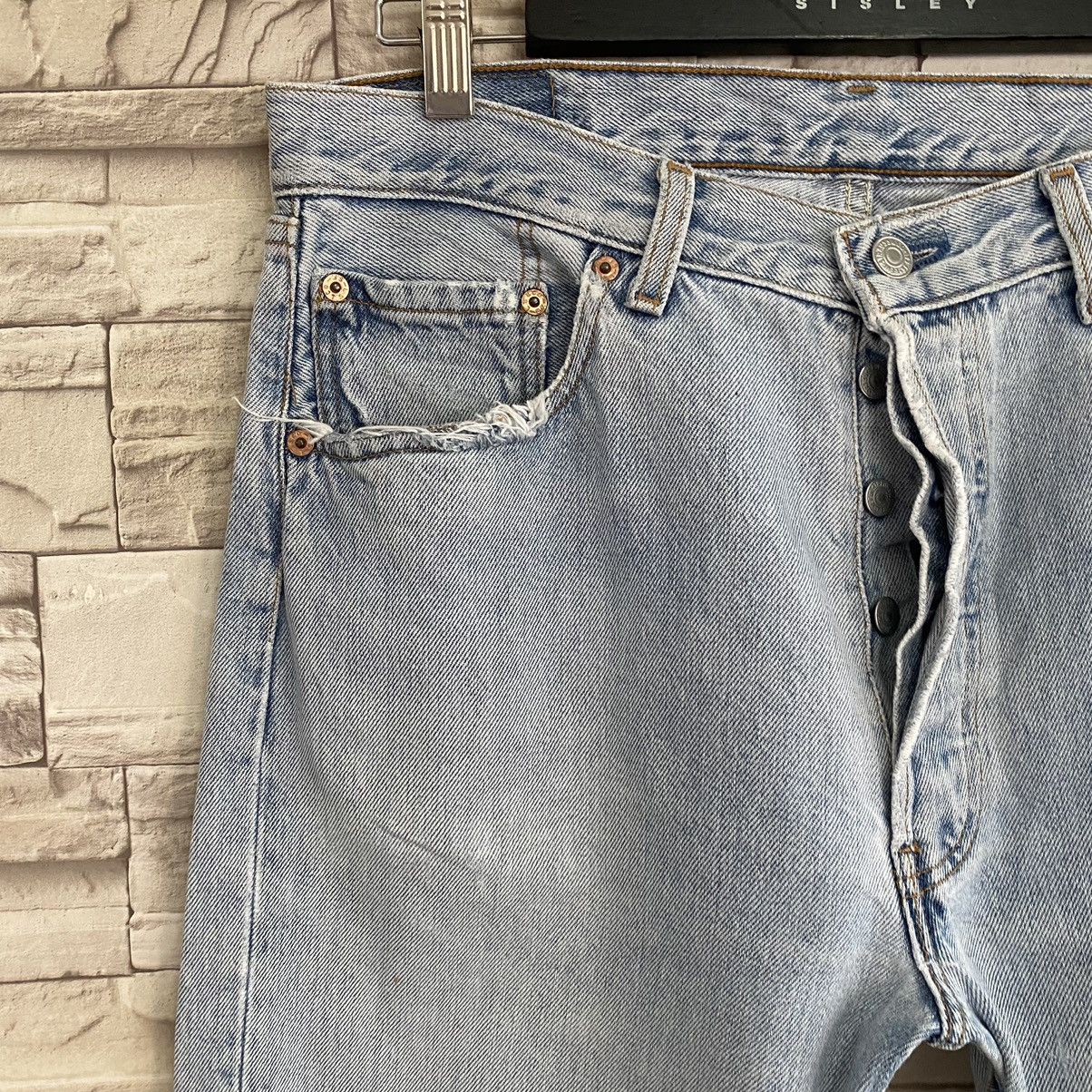 Levi's Vintage Levis 501 Distressed Jeans Faded 34x30 Made USA Size US 34 / EU 50 - 6 Thumbnail