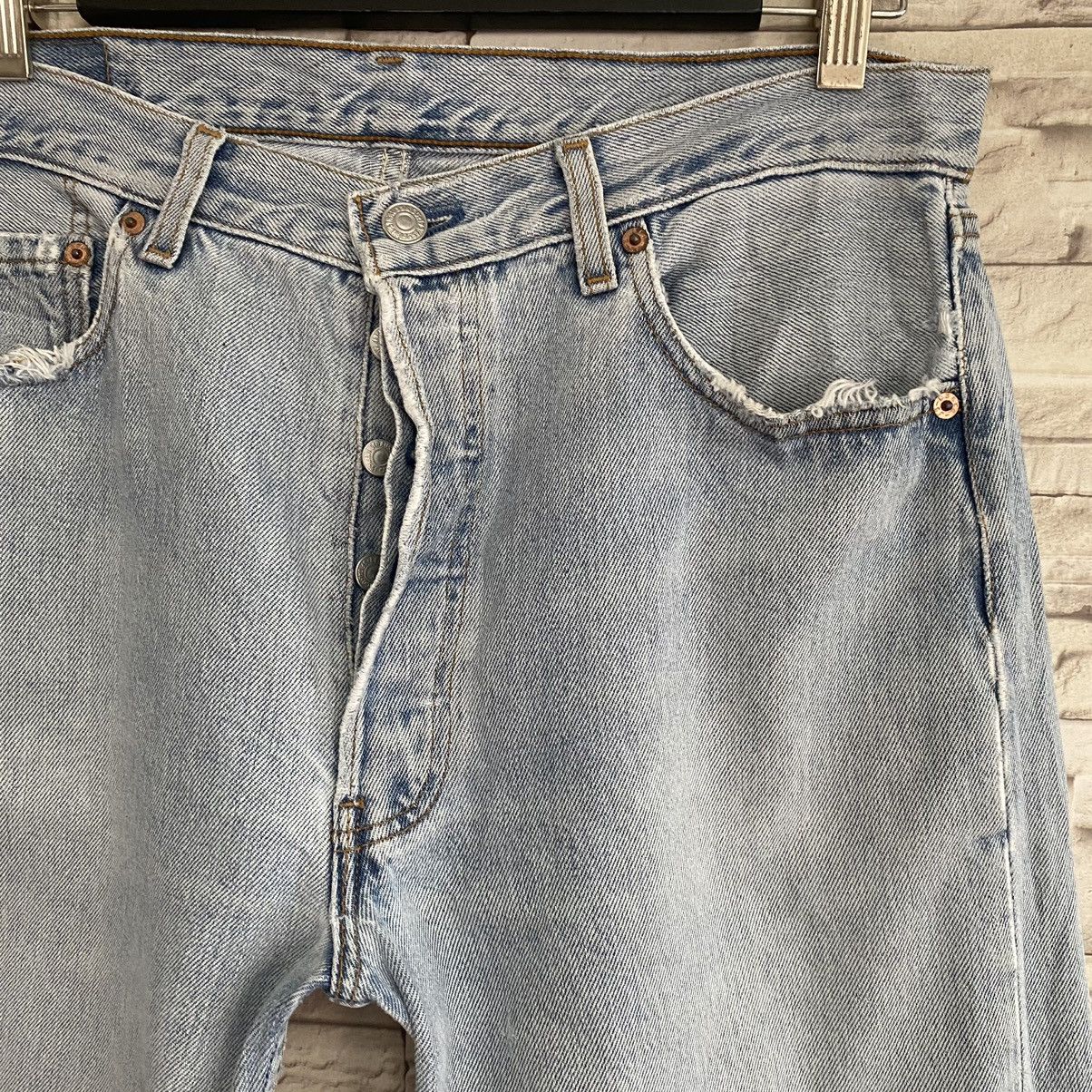 Levi's Vintage Levis 501 Distressed Jeans Faded 34x30 Made USA Size US 34 / EU 50 - 7 Thumbnail