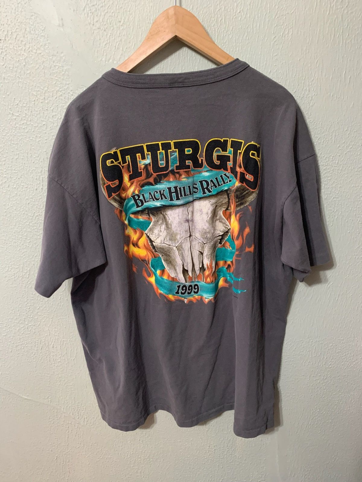 Harley Davidson × Vintage Vintage Sturgis 99 Henley T-Shirt Size US XXL / EU 58 / 5 - 1 Thumbnail