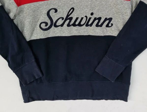 Japanese Brand × Uniqlo Rare!!! Uniqlo Big Logo Sweatshirts Size US M / EU 48-50 / 2 - 3 Thumbnail
