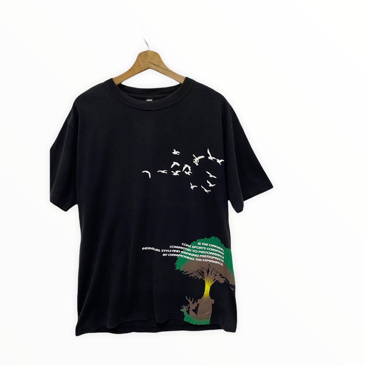 Vans VINTAGE VANS STREETWEAR SWALLOWS PRINTED TEE Size US S / EU 44-46 / 1 - 4 Thumbnail