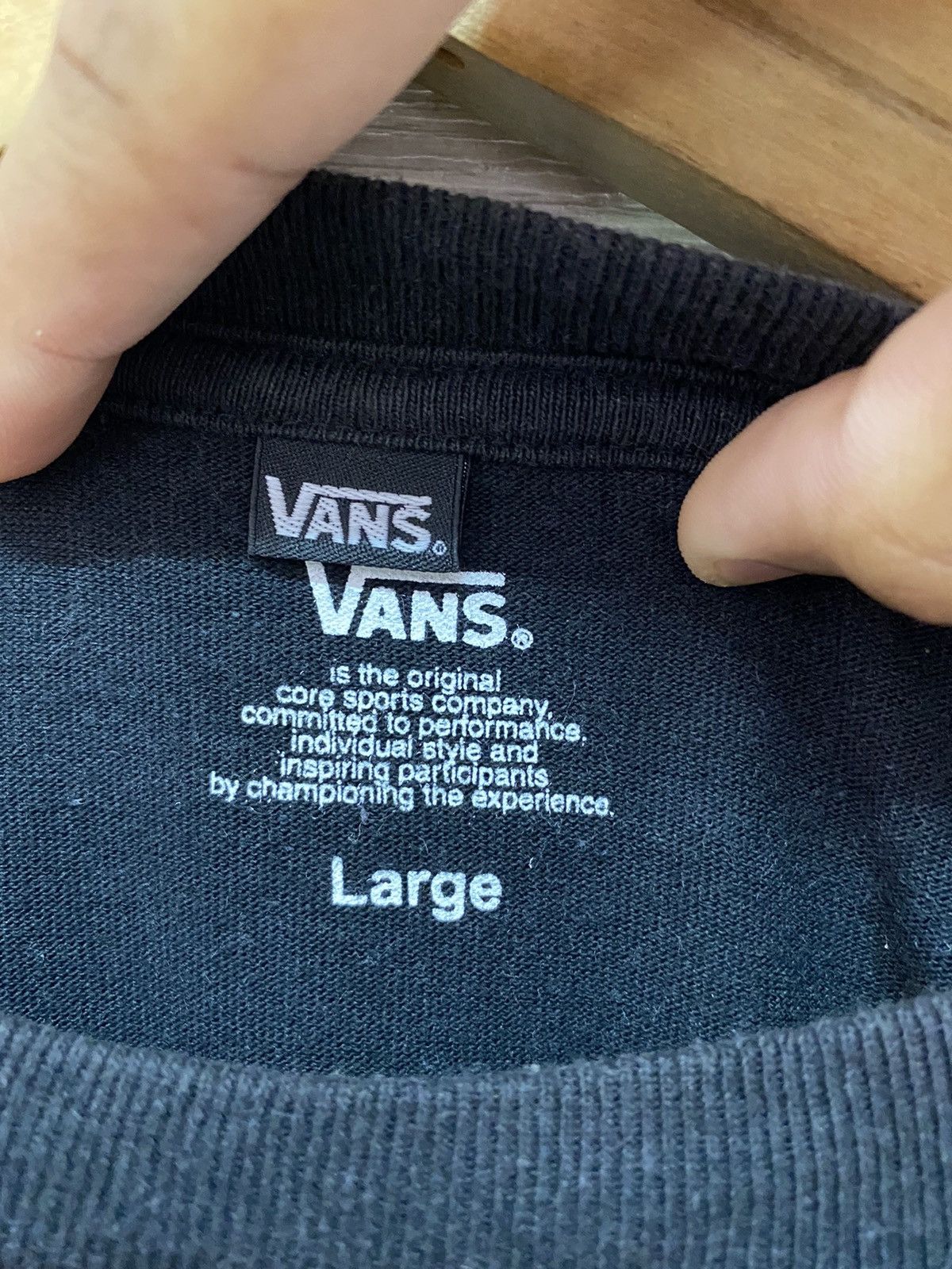 Vans VINTAGE VANS STREETWEAR SWALLOWS PRINTED TEE Size US S / EU 44-46 / 1 - 5 Thumbnail