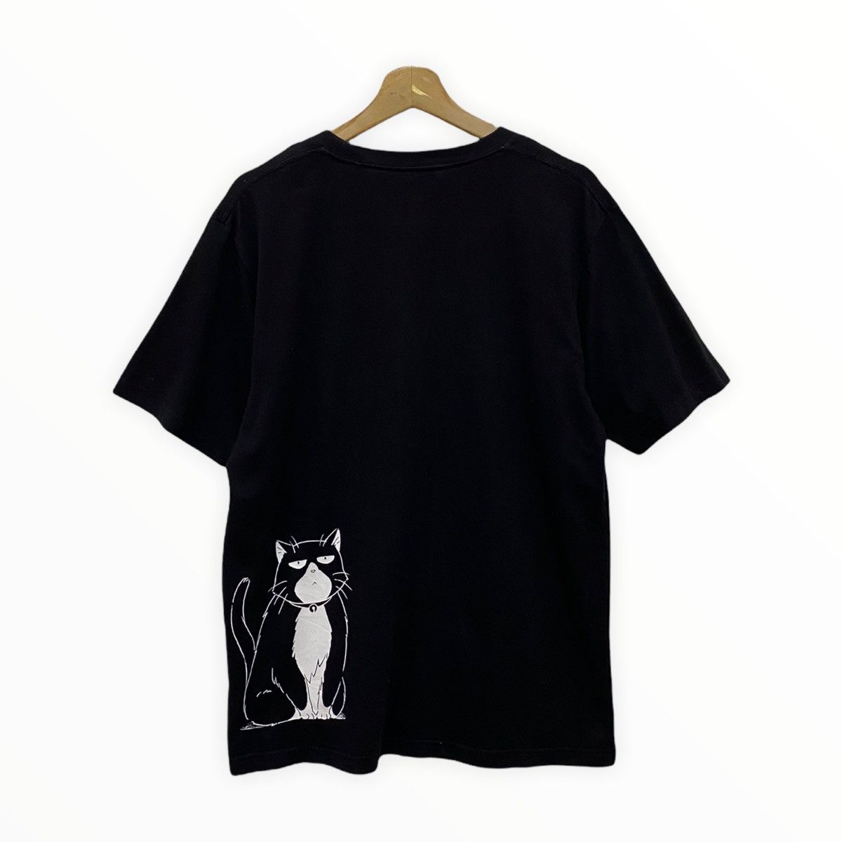 Uniqlo Uniqlo x Makoto Shinkai - Weathering With You Cat