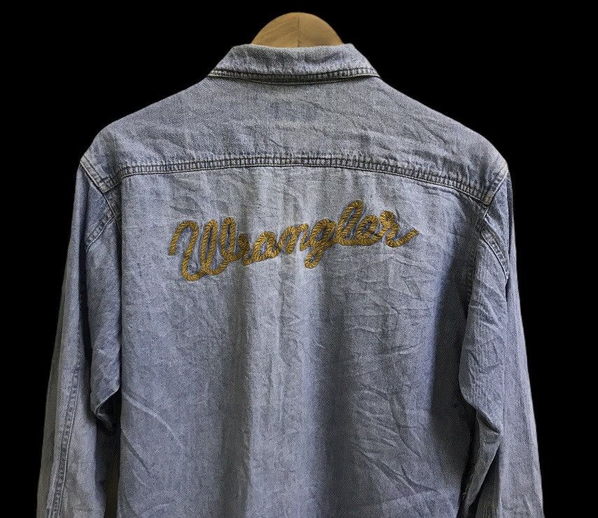 Japanese Brand WRANGLER EMBROIDERY BIGLOGO REPRODUCTION DENIM JACKET Size US M / EU 48-50 / 2 - 6 Thumbnail