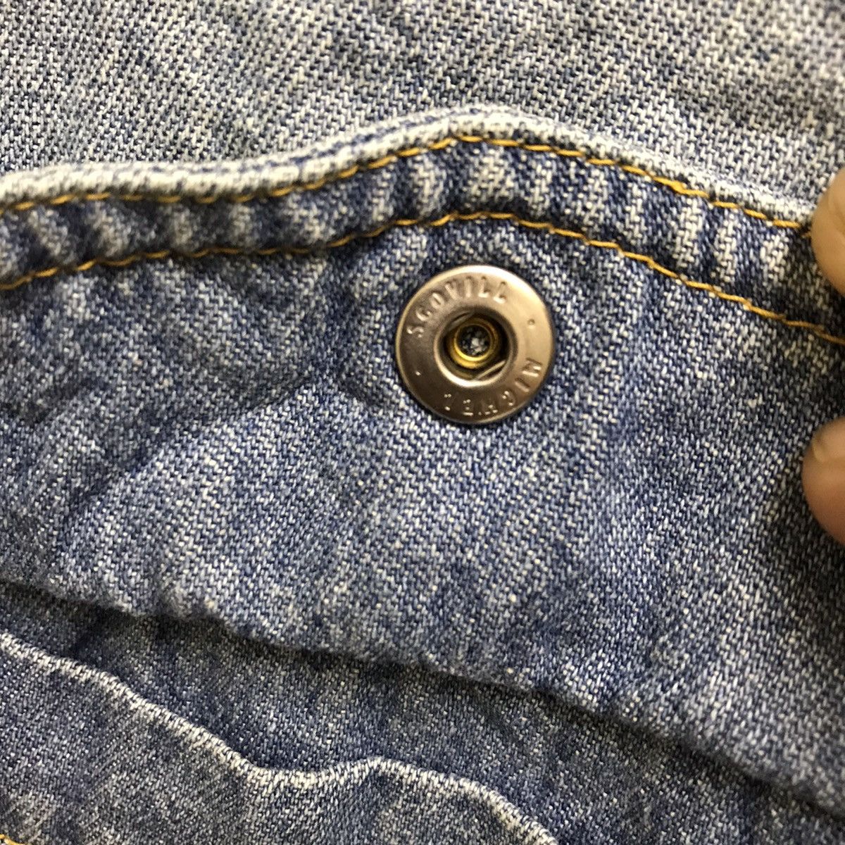 Japanese Brand WRANGLER EMBROIDERY BIGLOGO REPRODUCTION DENIM JACKET Size US M / EU 48-50 / 2 - 12 Thumbnail