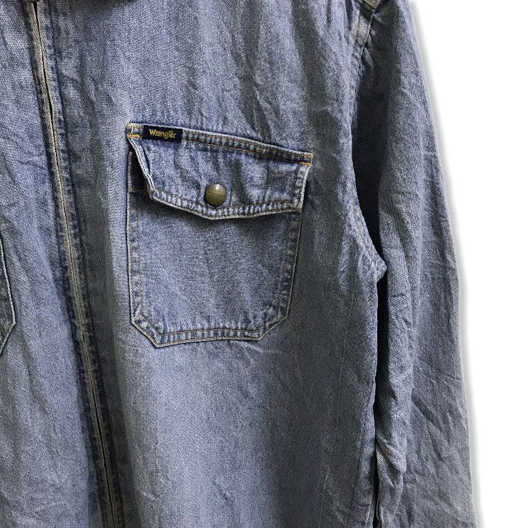 Japanese Brand WRANGLER EMBROIDERY BIGLOGO REPRODUCTION DENIM JACKET Size US M / EU 48-50 / 2 - 5 Thumbnail